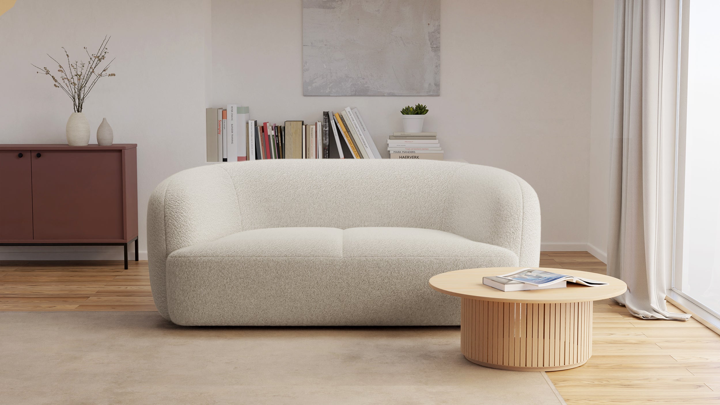 Sofa dwuosobowa Sabanitas beżowa w tkaninie boucle