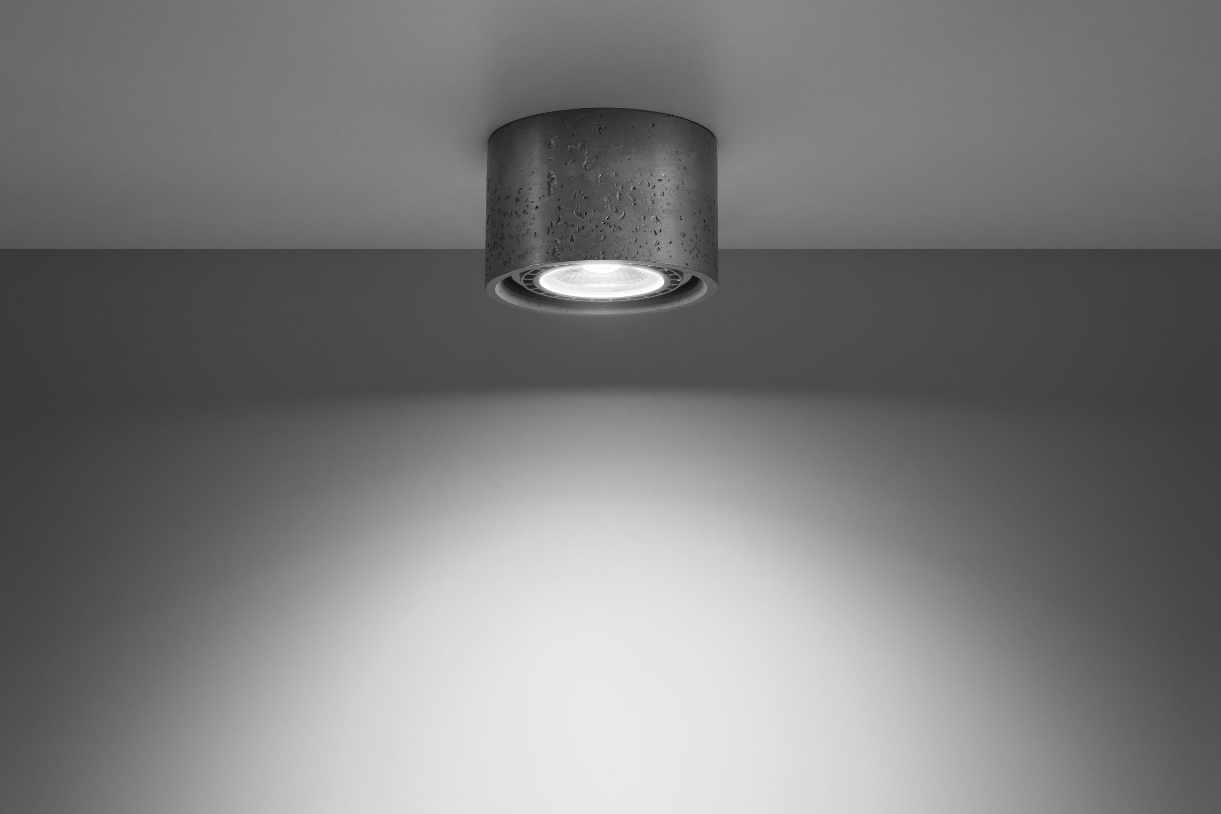 Spot tuba Obett ⌀14 cm beton