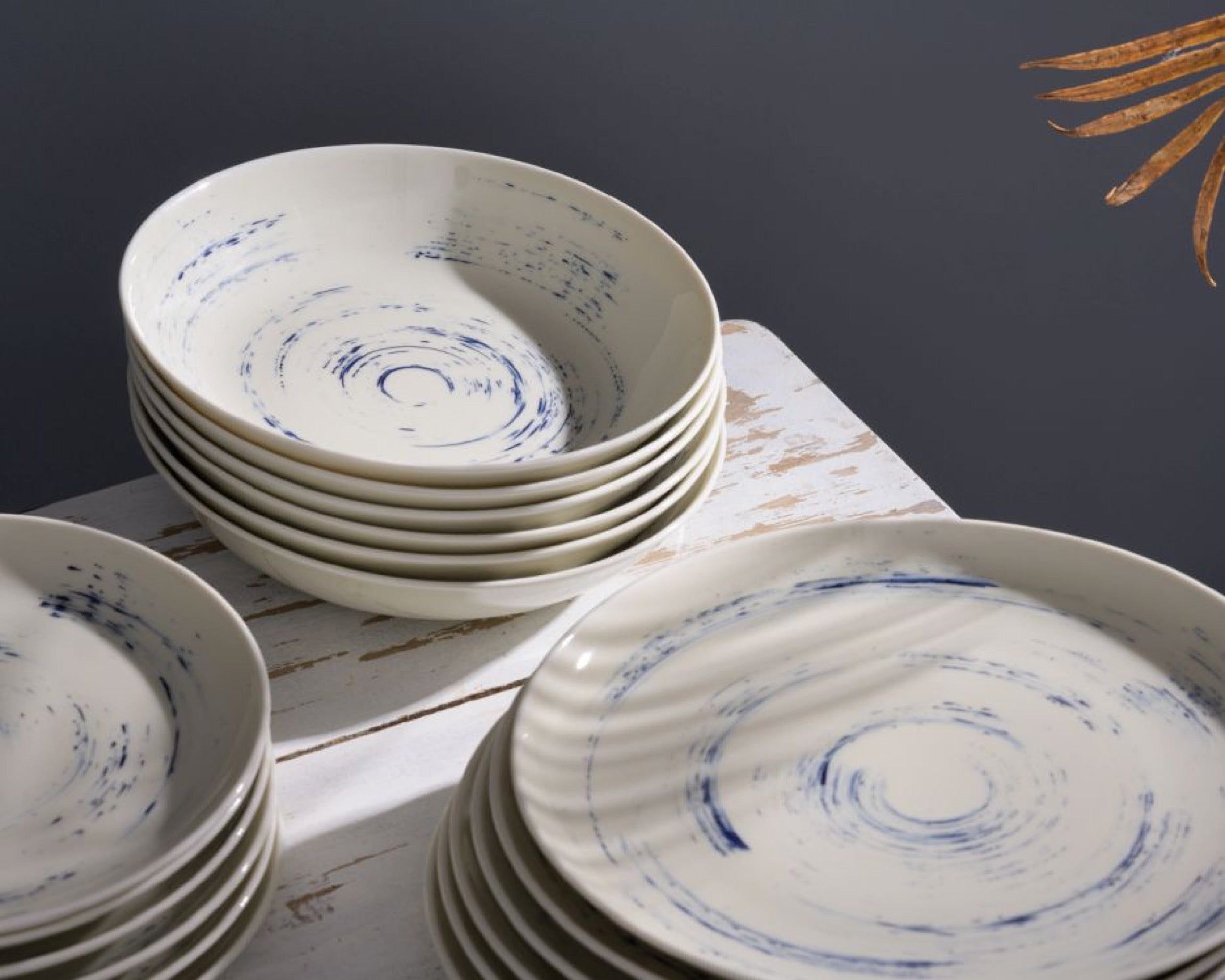 Zestaw talerzy porcelanowych dla 6 os. City beżowo-niebieski