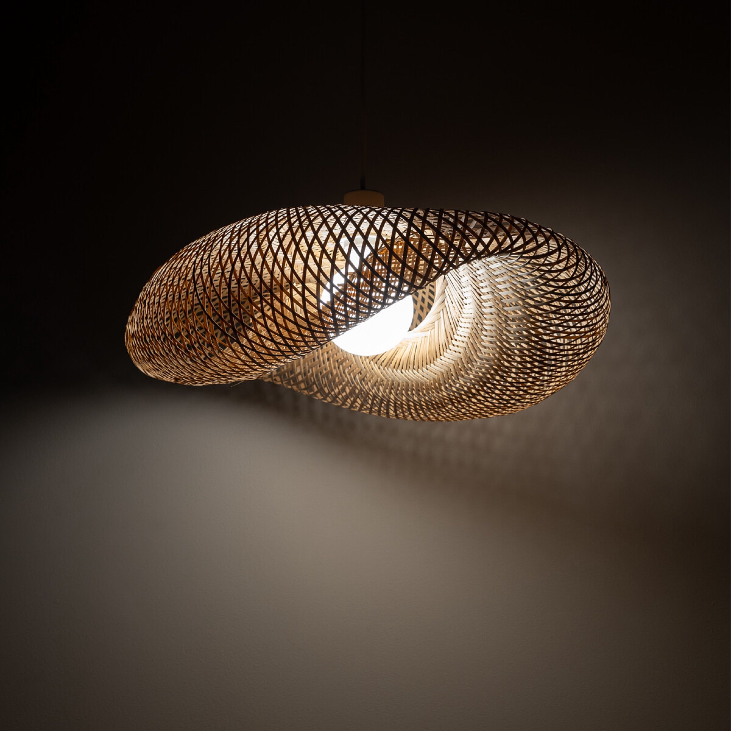 Lampa wisząca Havana 40x60 cm rattanowa