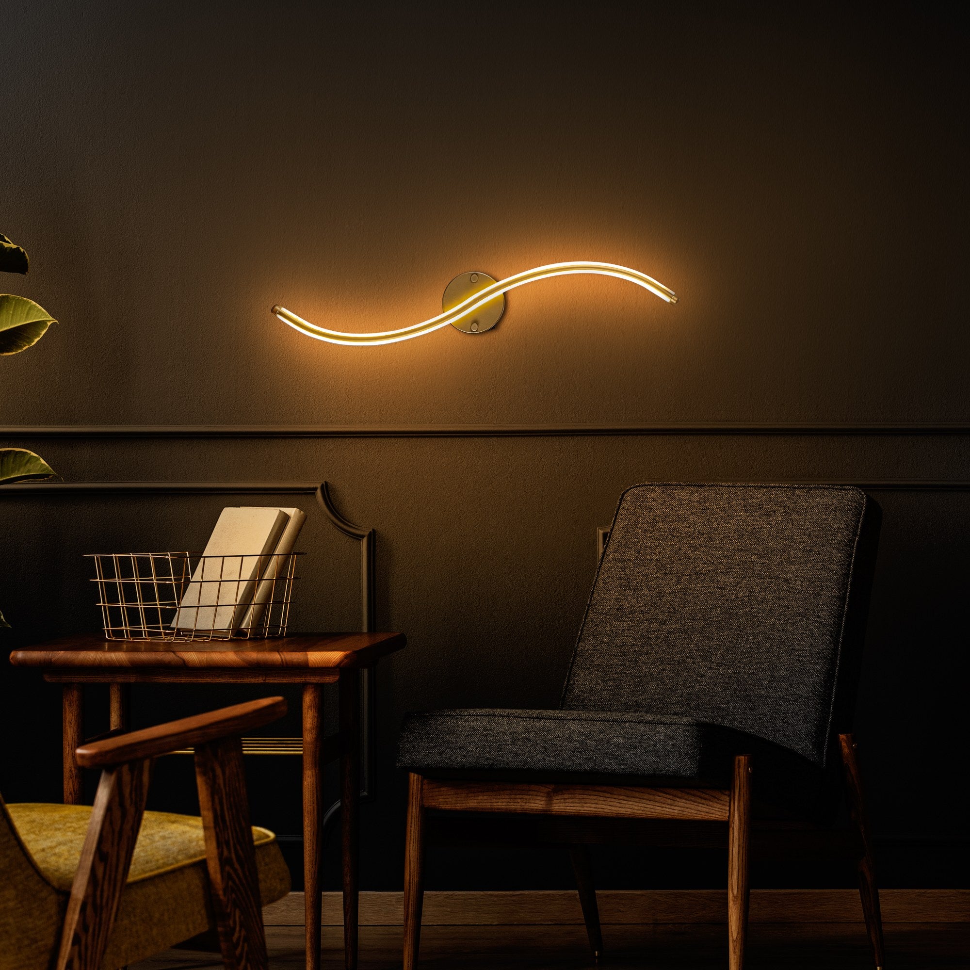 Lampa ścienna Hineting złota