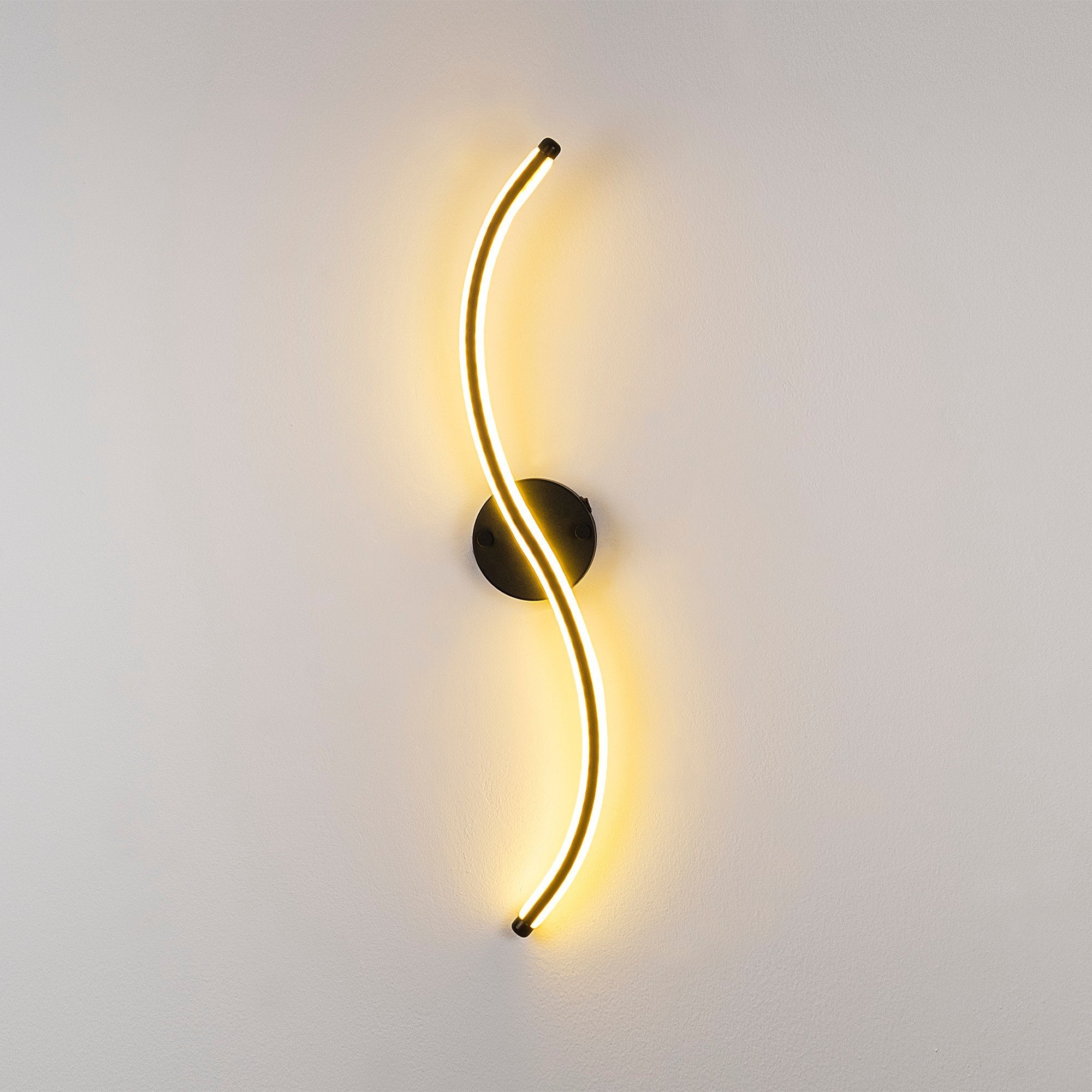 Lampa ścienna Hineting czarna