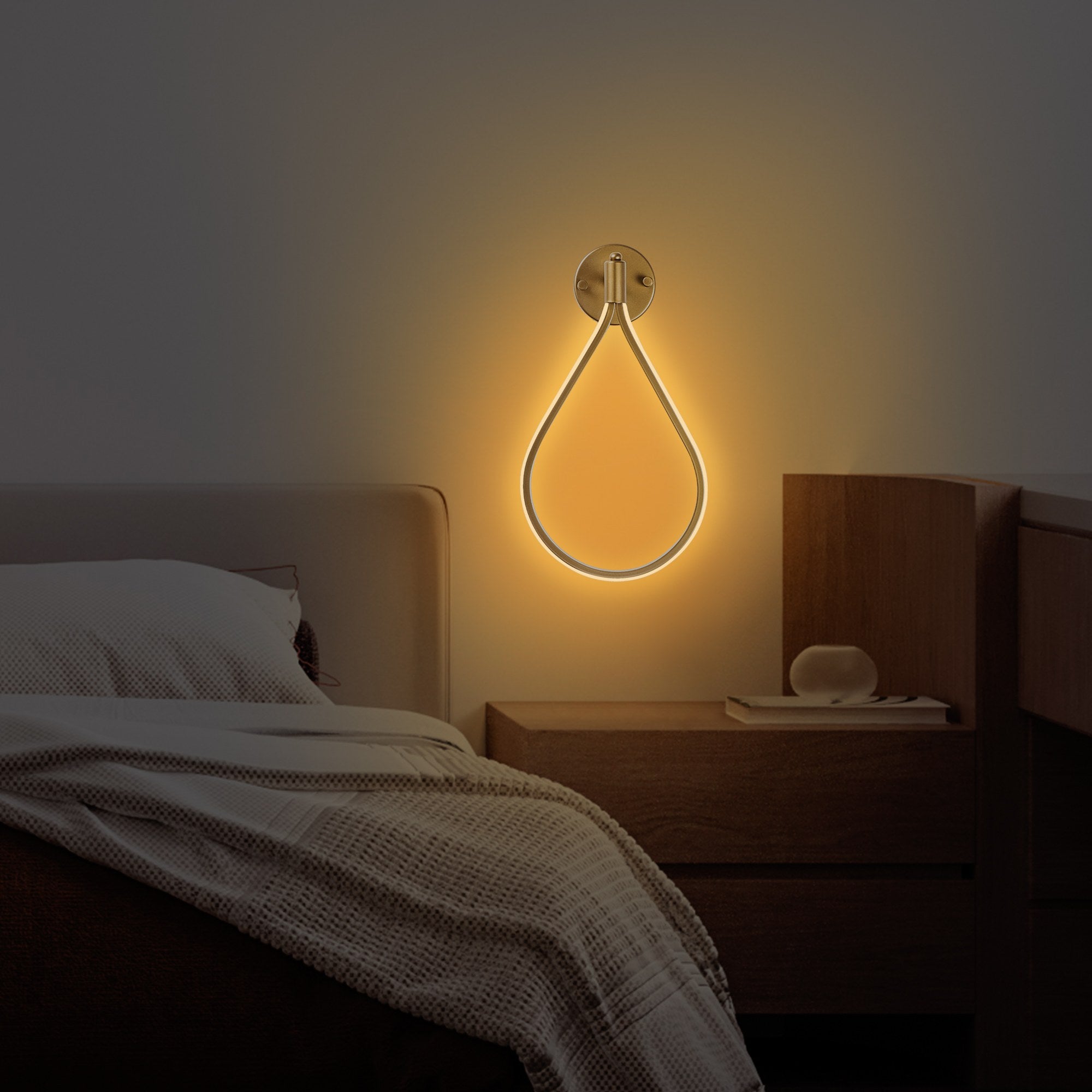 Lampa ścienna Gotory złota