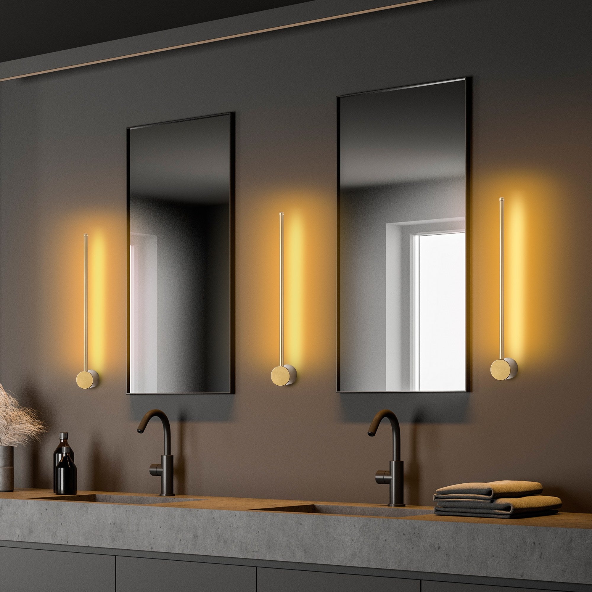 Lampa ścienna Walriefle 62 cm złota