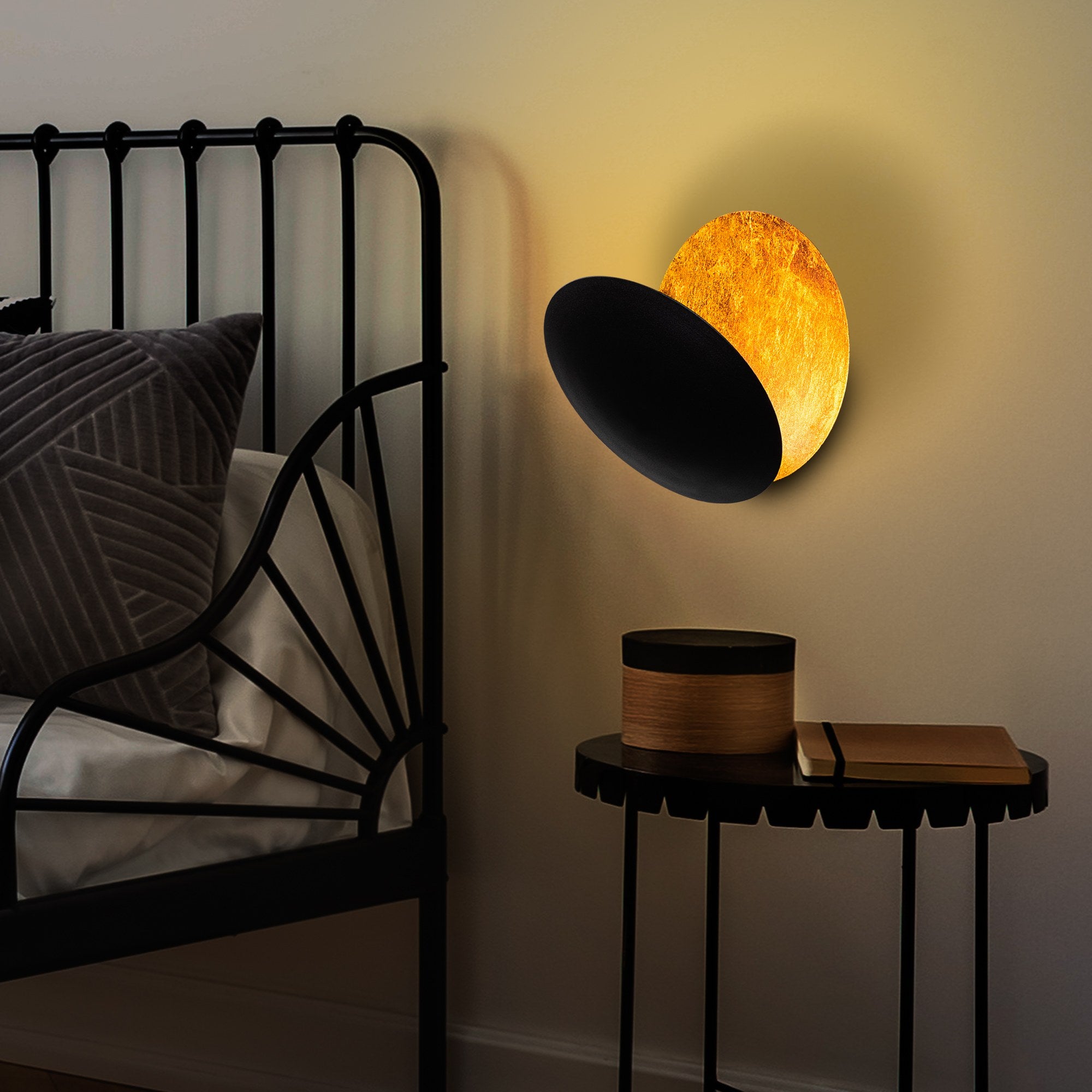 Lampa ścienna Graccolle z regulacją czarno-miedziana