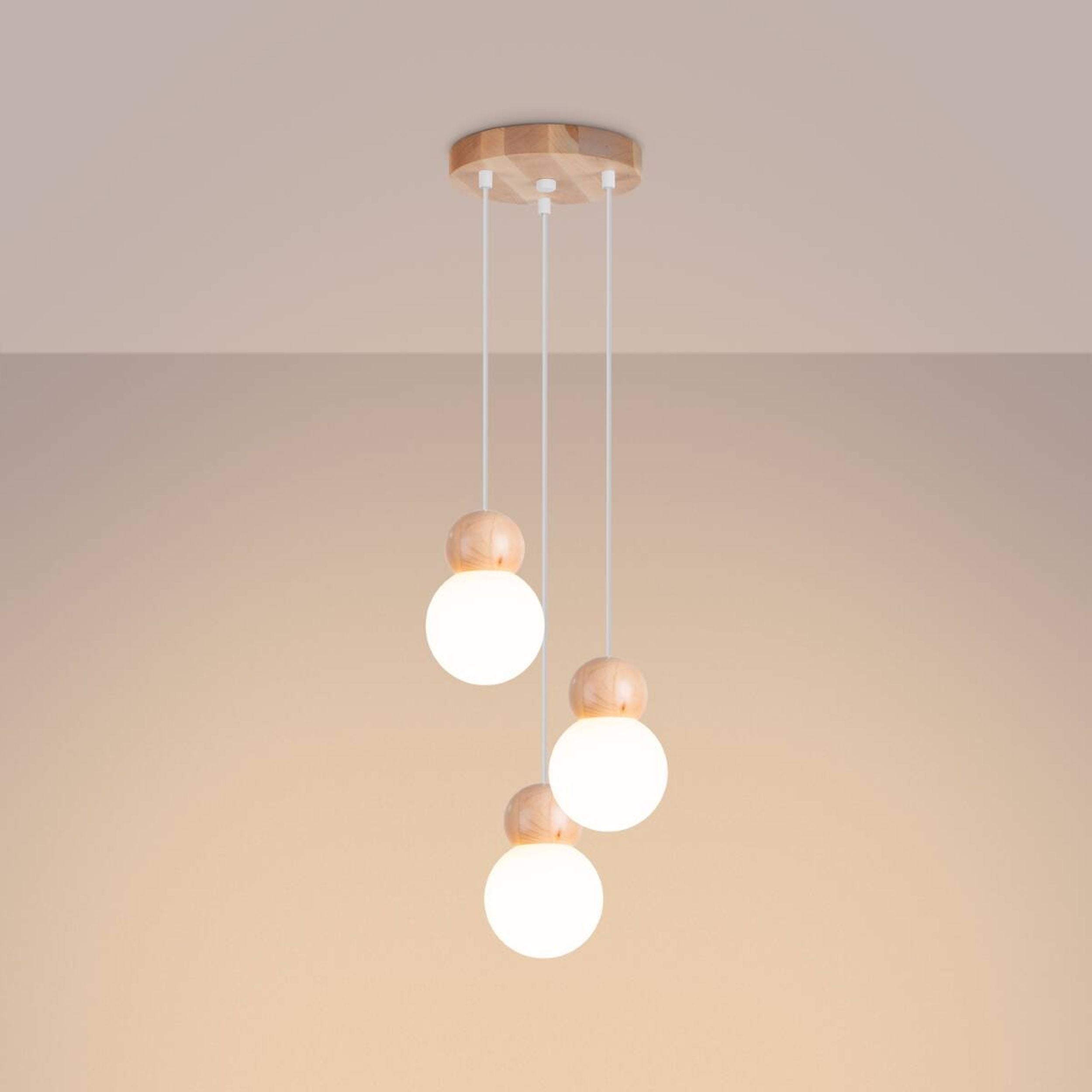 Lampa wisząca Pekka x3 na okrągłej podsufitce biała/naturalne drewno