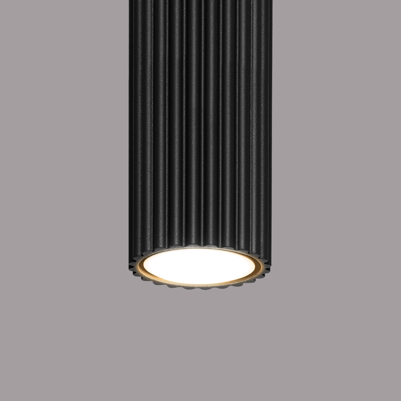 Spot tuba Karbon 40 cm czarny
