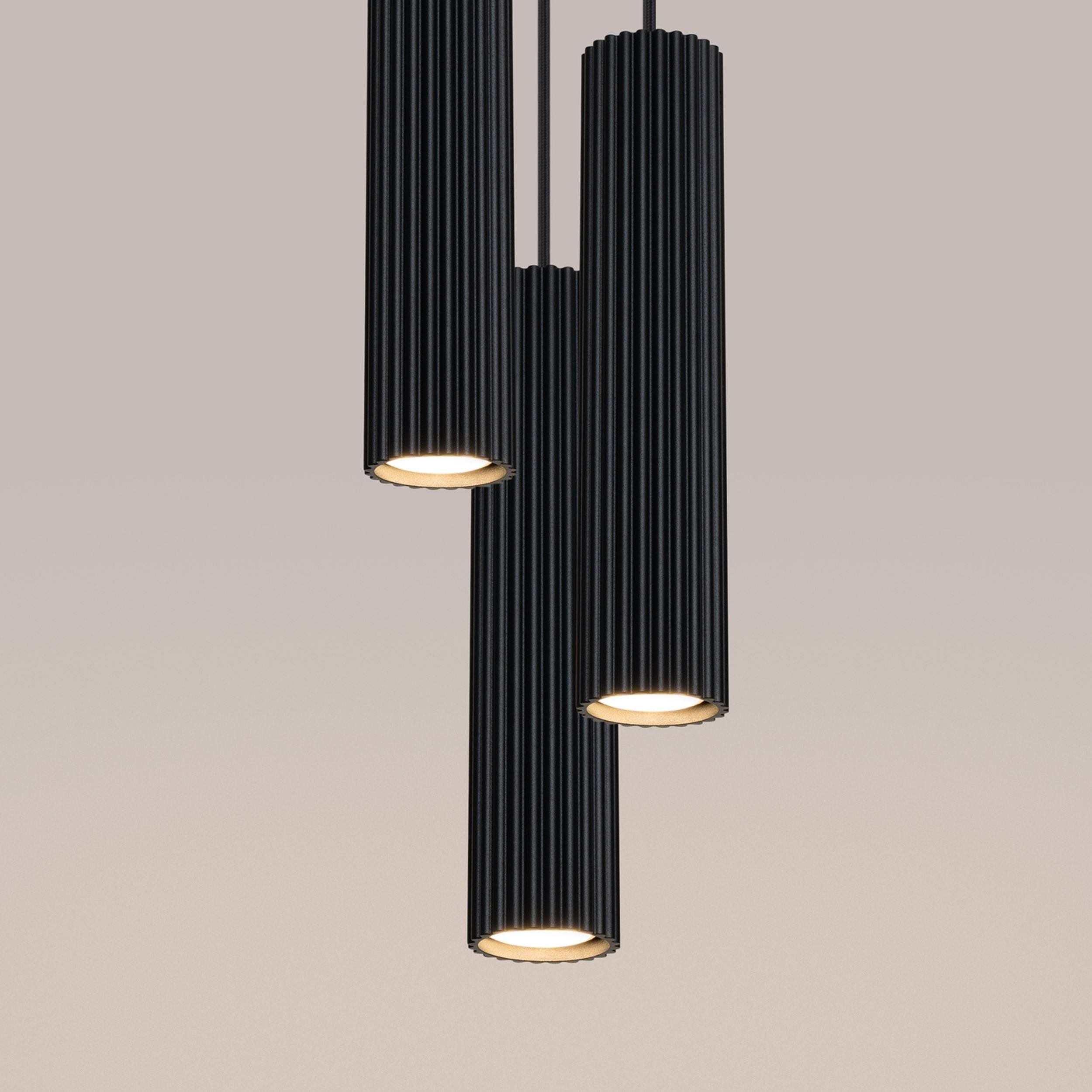 Lampa wisząca Karbon x3 czarna na okrągłej podsufitce