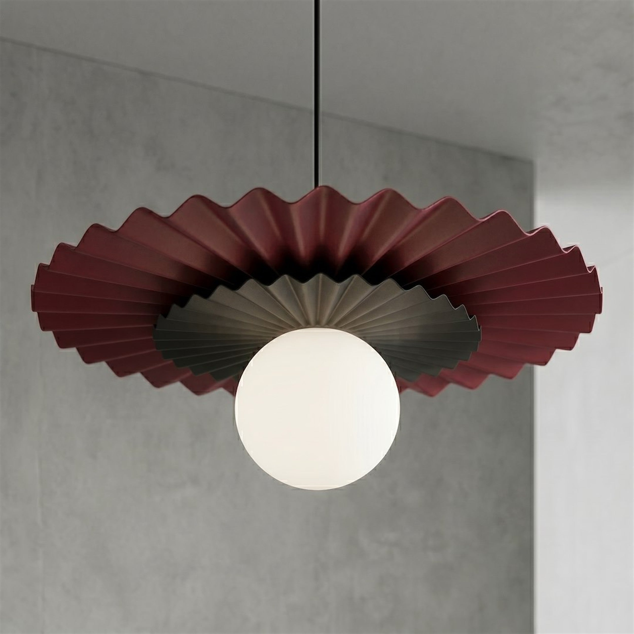 Lampa wisząca Umbra czerń/burgund