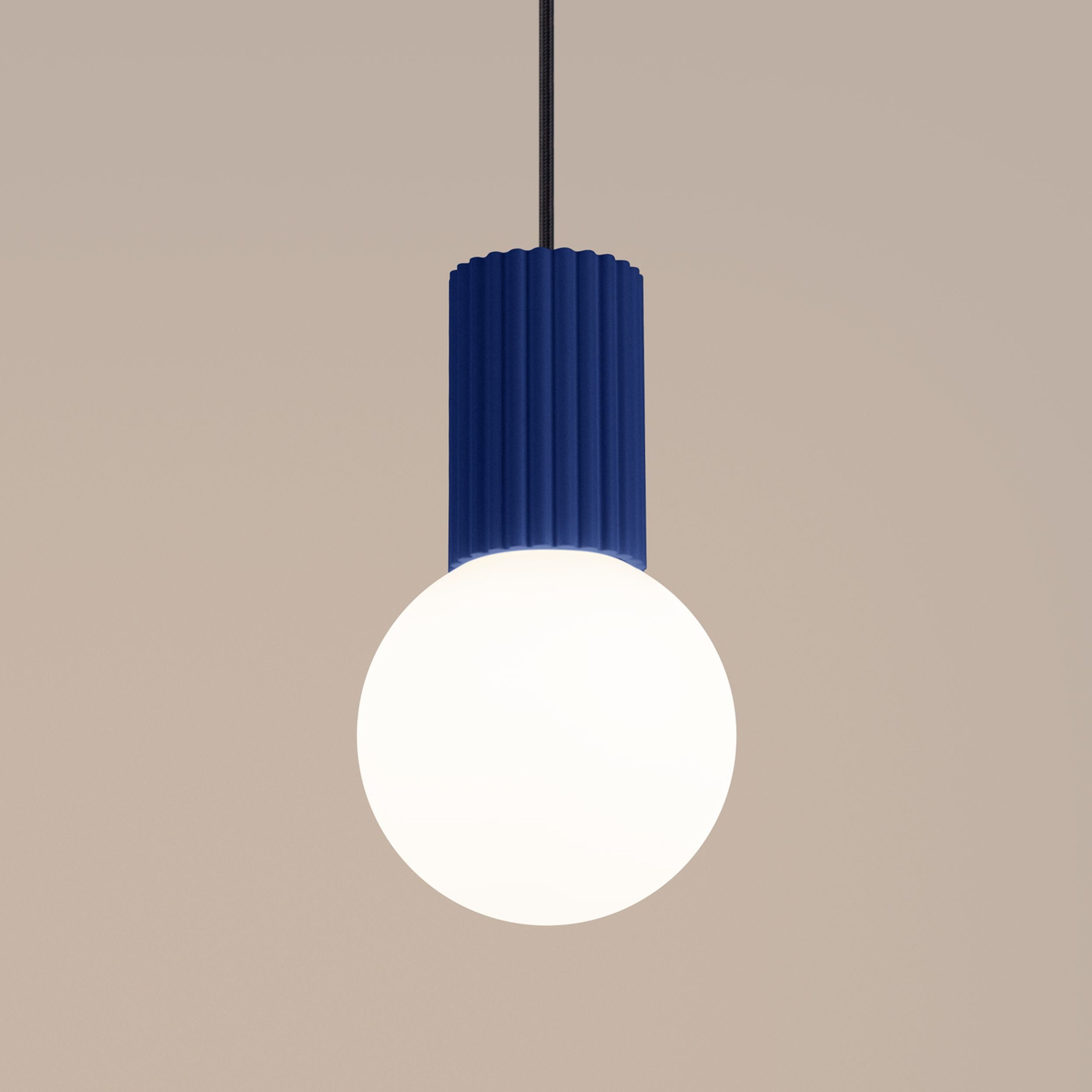 Lampa wisząca Halo 1 ultramaryna