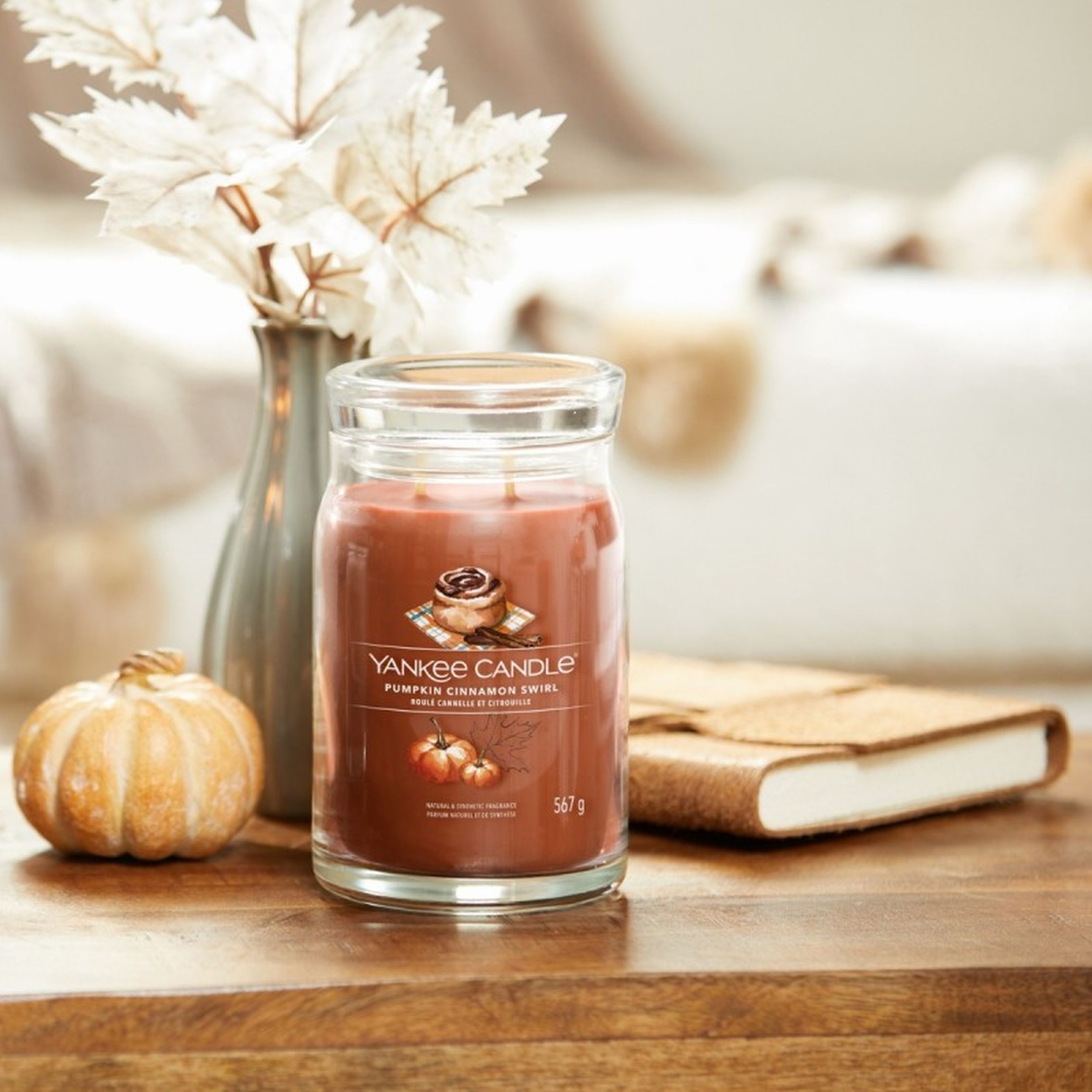 Świeca zapachowa Yankee Candle Pumpkin Cinnamon Swirl 567 g