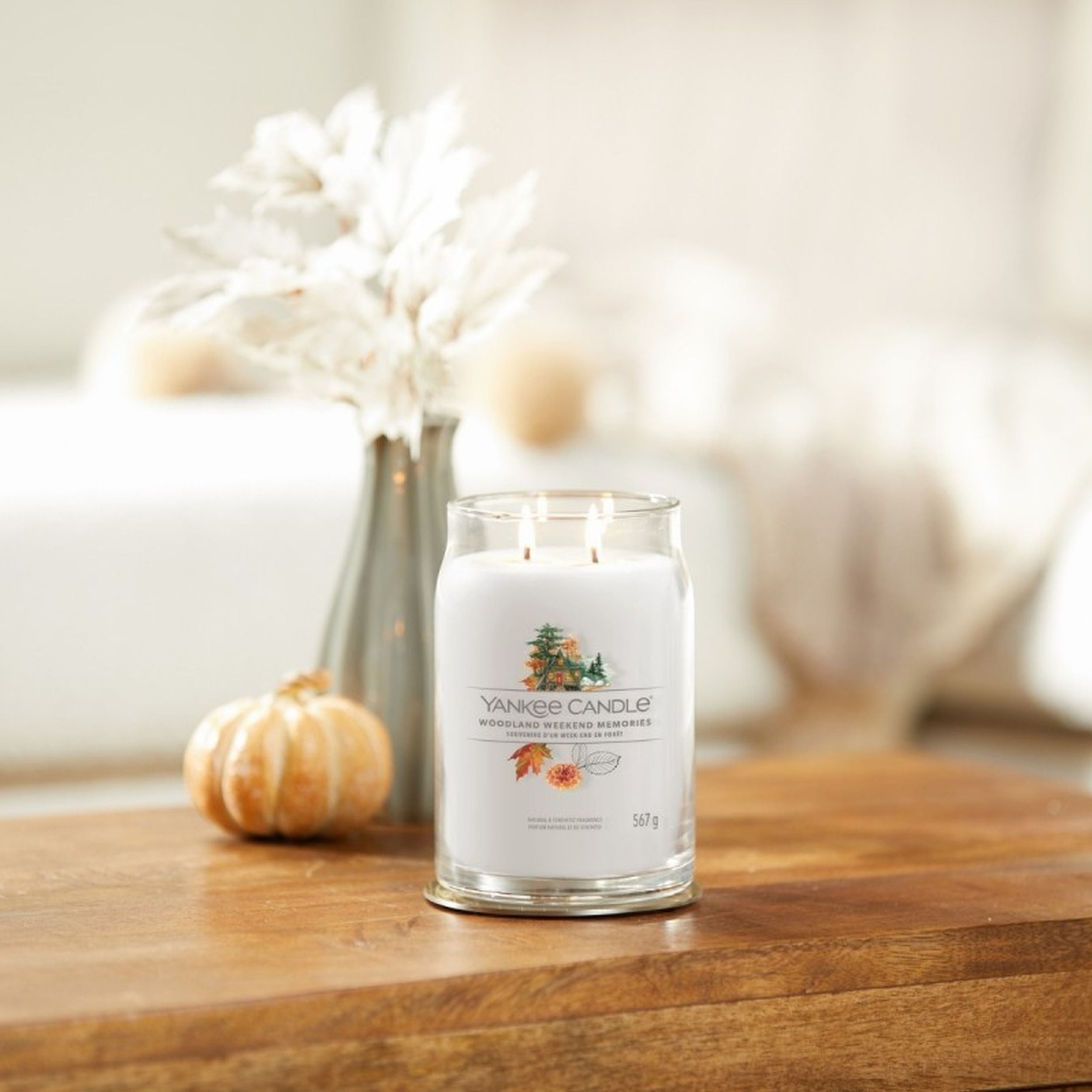 Świeca zapachowa Yankee Candle Woodland Weekend Memories 567 g