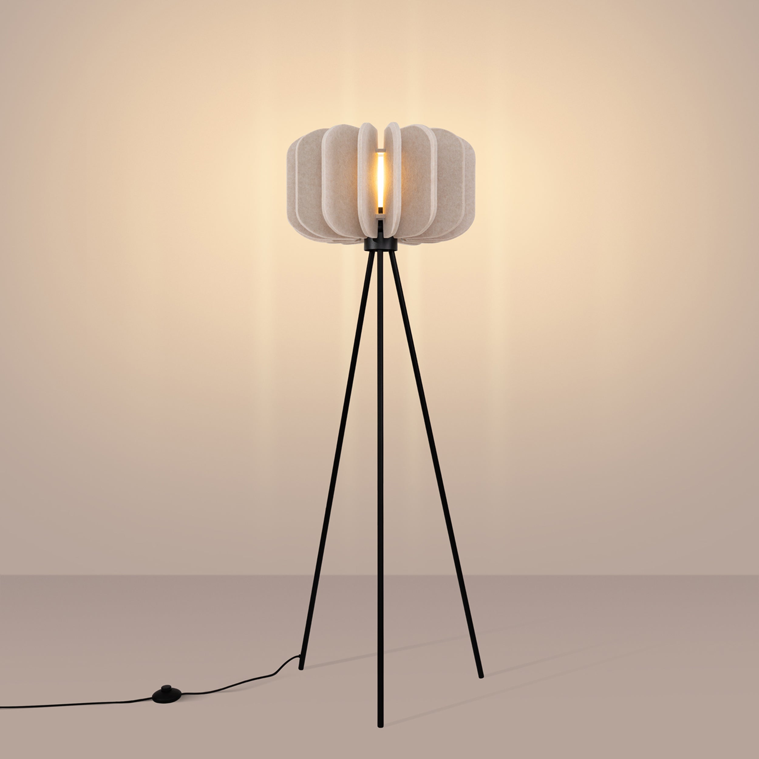 Lampa podłogowa z filcu Mula 45 cm beżowa