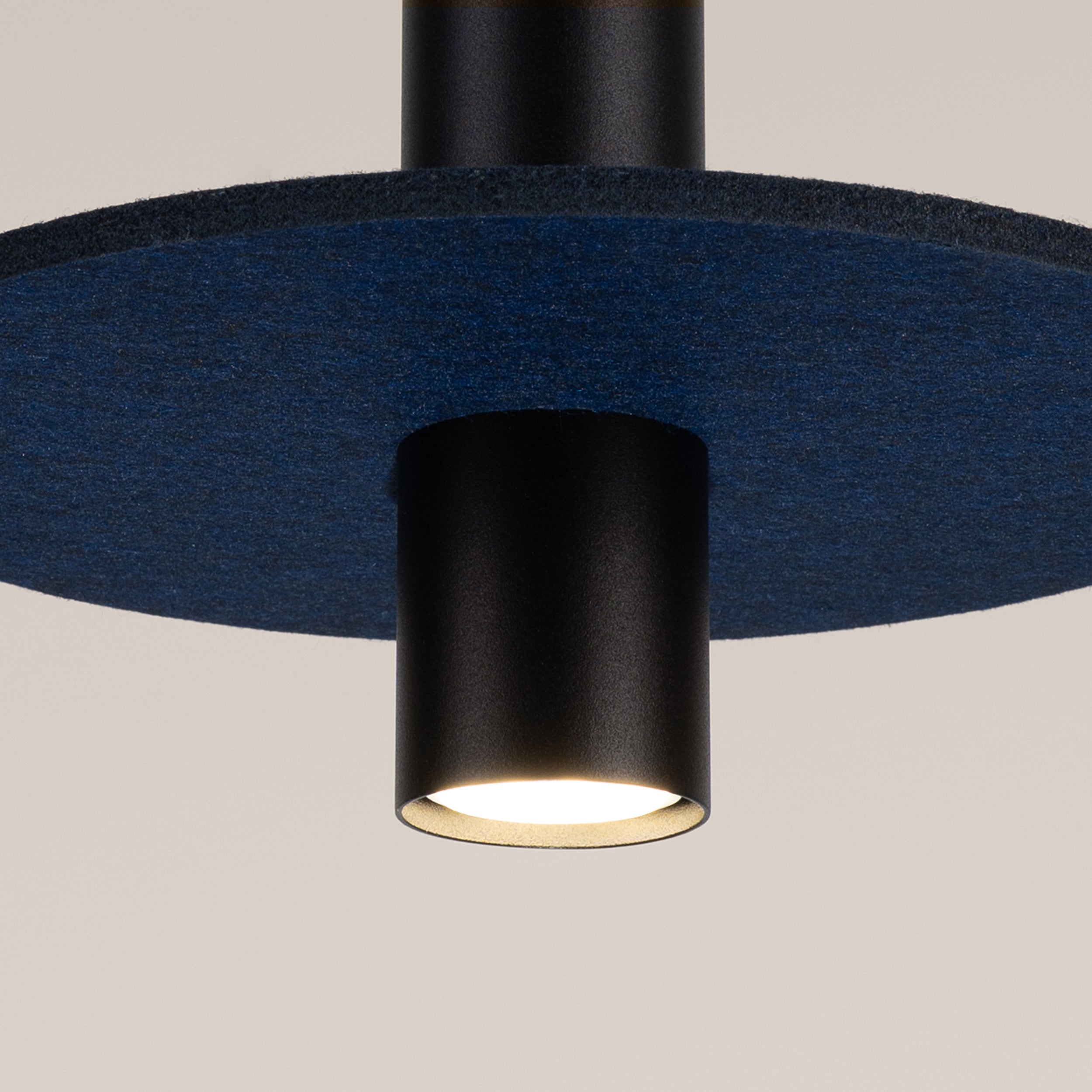 Lampa wisząca Pelta czarna/granatowa