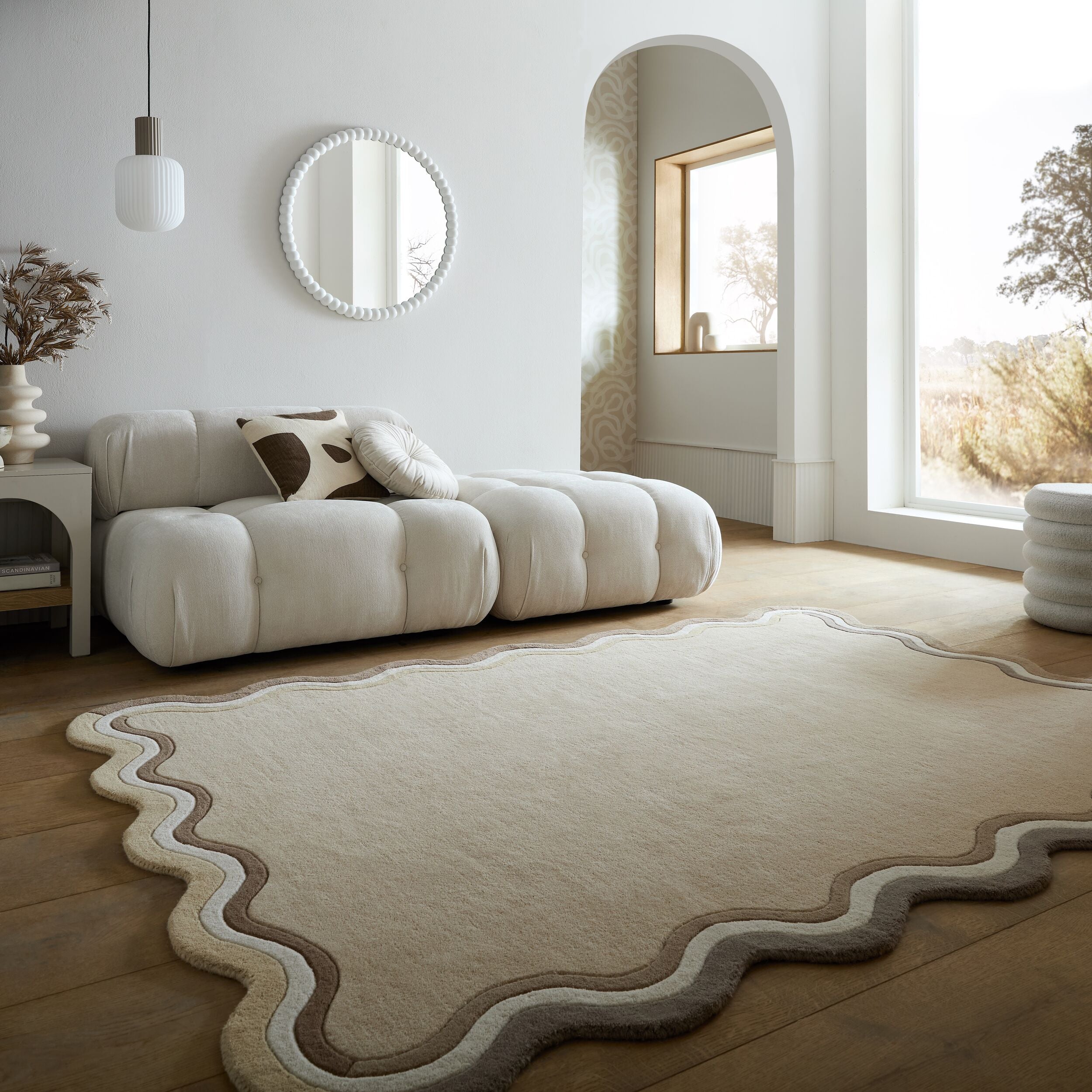 Dywan wełniany ręcznie wykonany Leo Scallop Border 200x290 cm beżowy