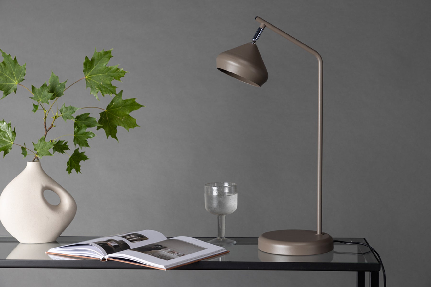 Lampa stołowa Isaberg 52 cm jasnobrązowa