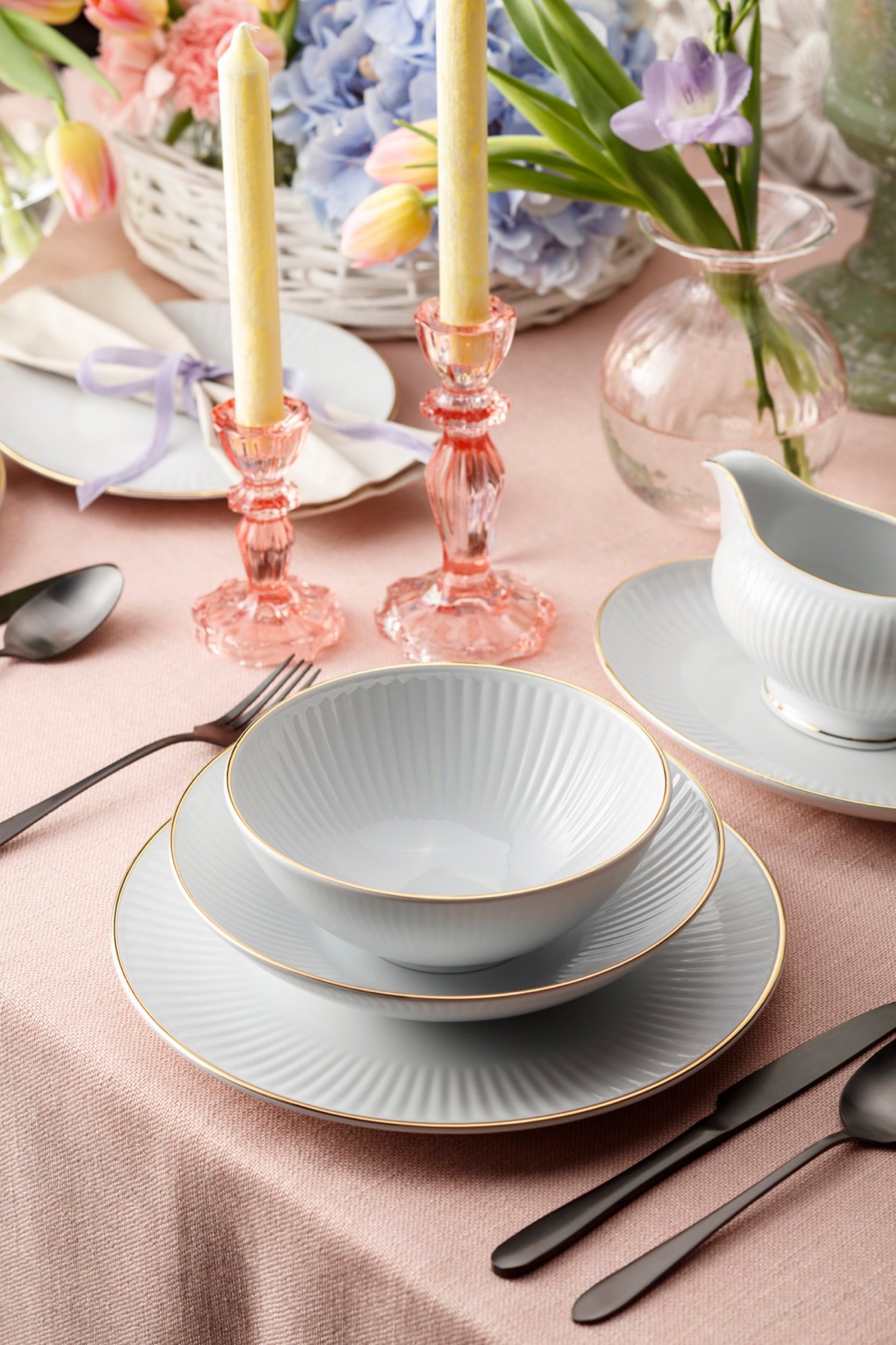 Serwis obiadowy porcelanowy dla 12 os. Dalia biało-złoty