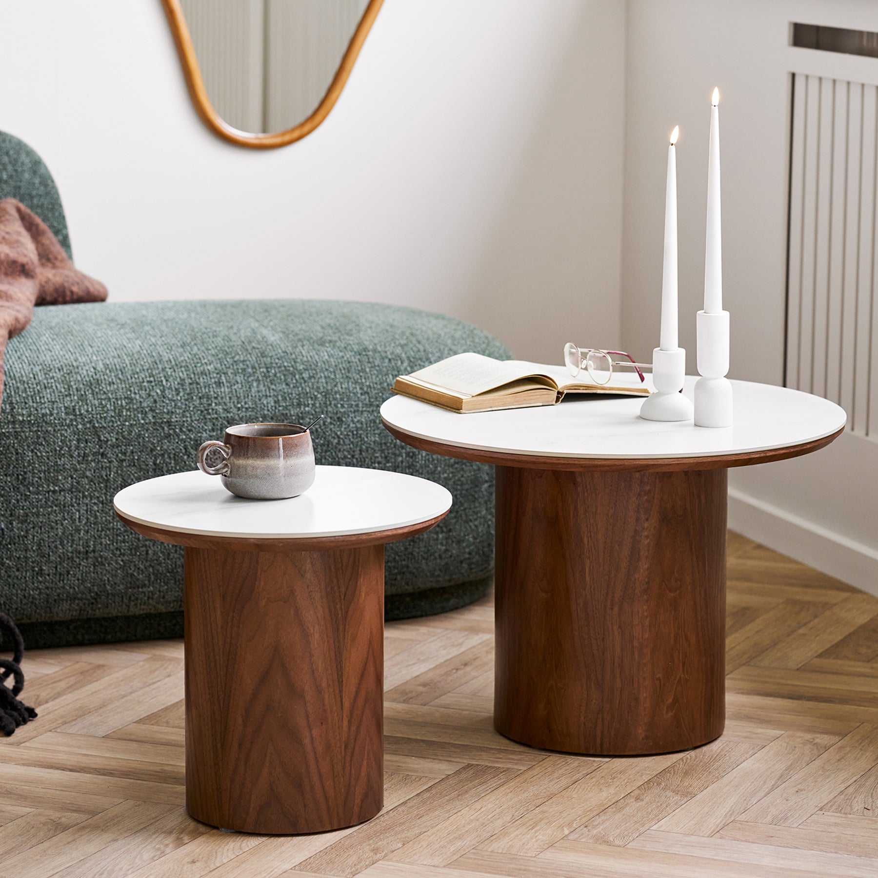Stolik kawowy Noli okrągły 60 cm orzech ceramiczny blat
