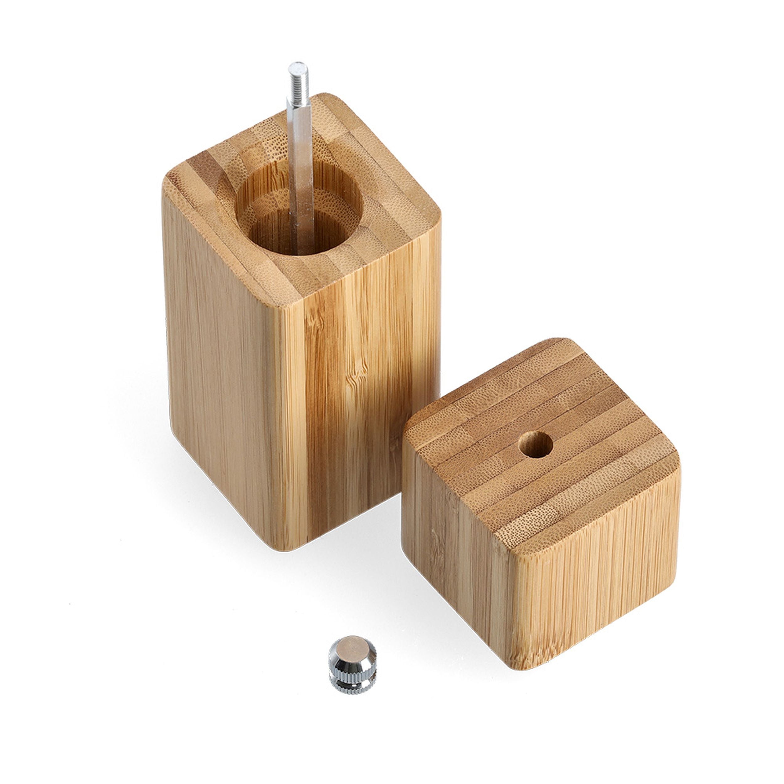Młynek do soli/pieprzu Vouarm 15 cm bambus