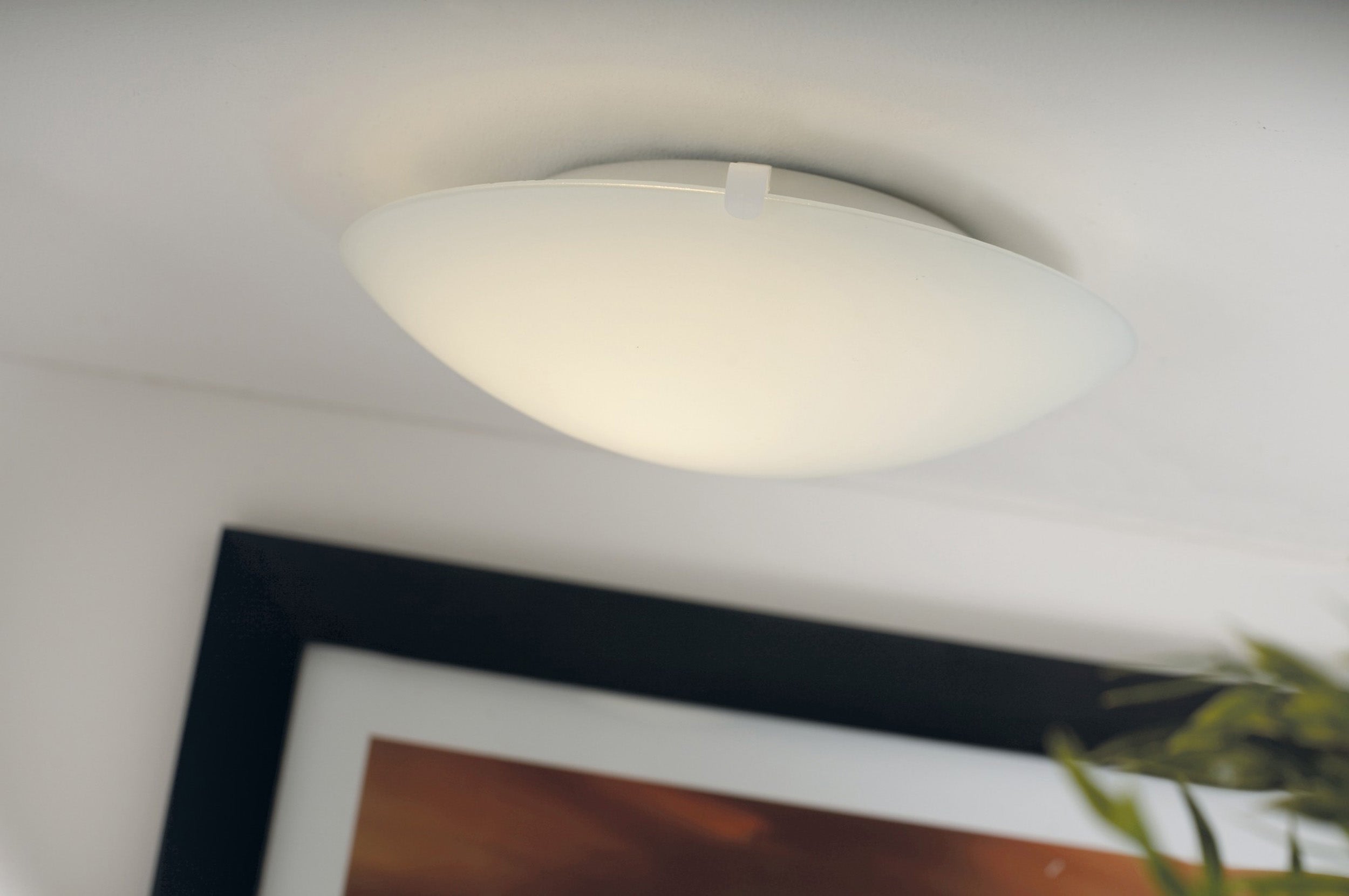Lampa sufitowa Standard biała