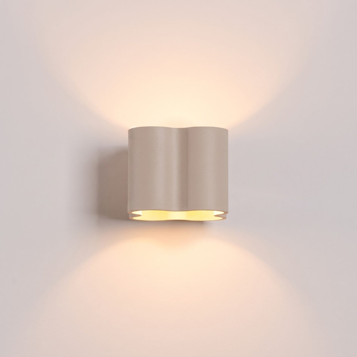 3329_4_k