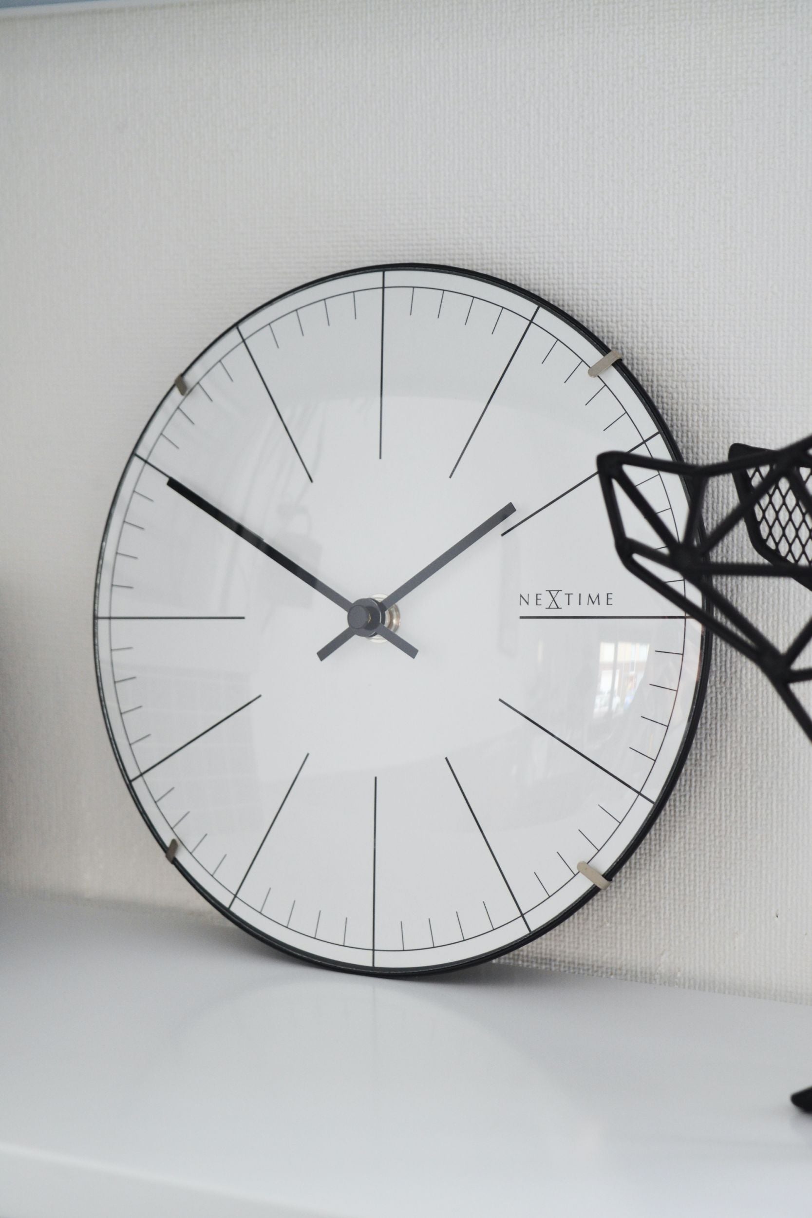 Zegar ścienny Big Stripe 20 cm biało-czarny