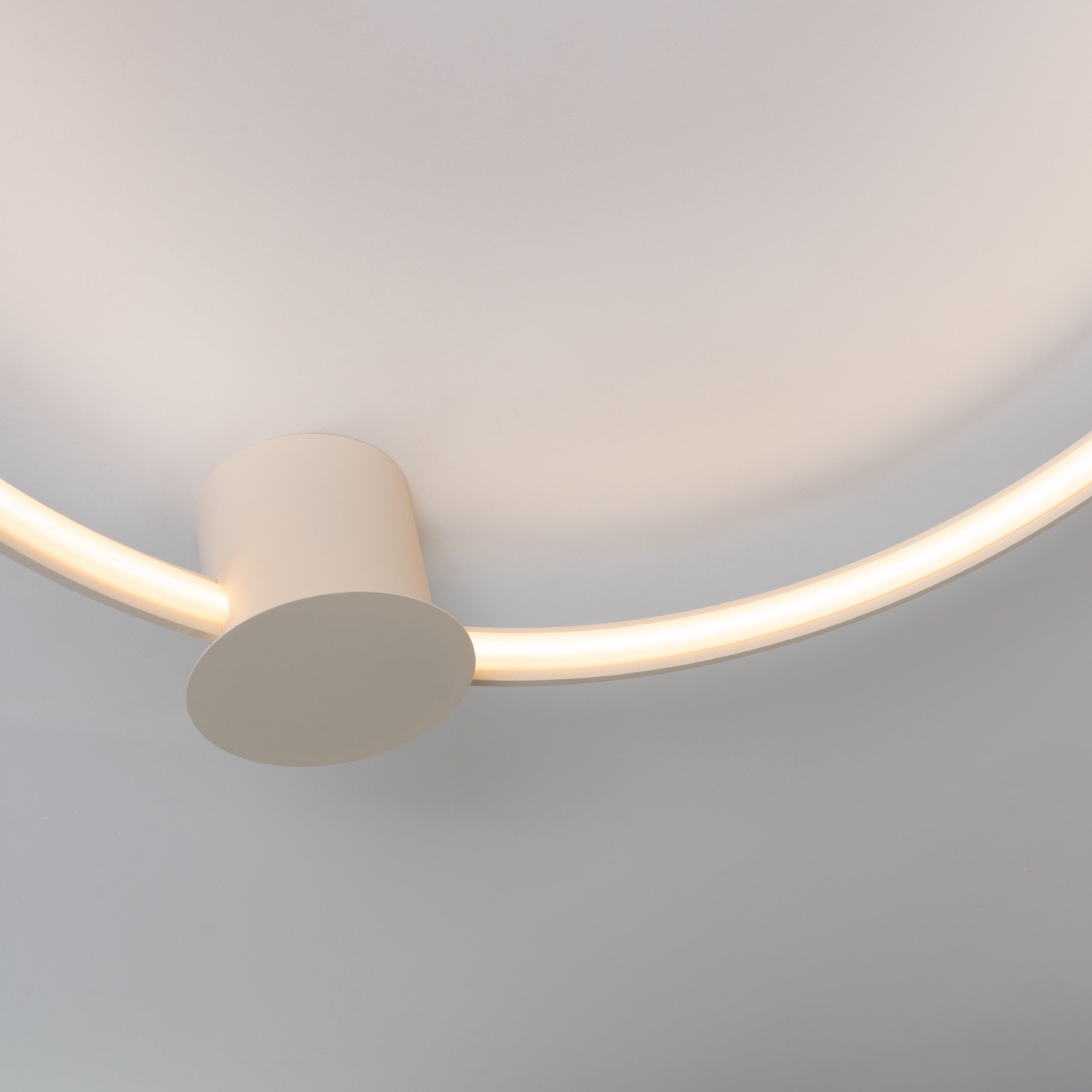 Plafon Rio 110 cm beżowy LED barwa ciepła