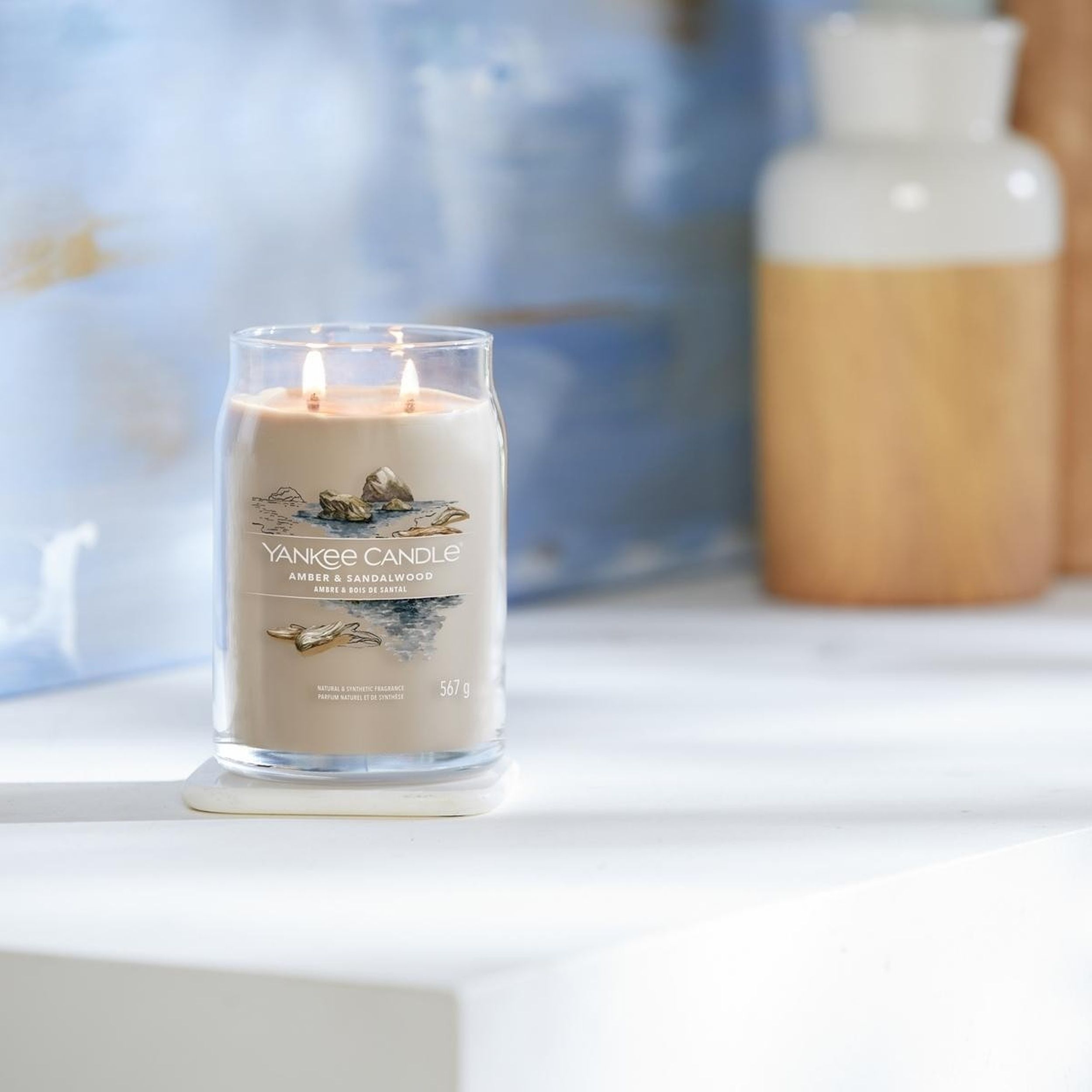 Świeca zapachowa Yankee Candle Amber & Sandalwood 567 g