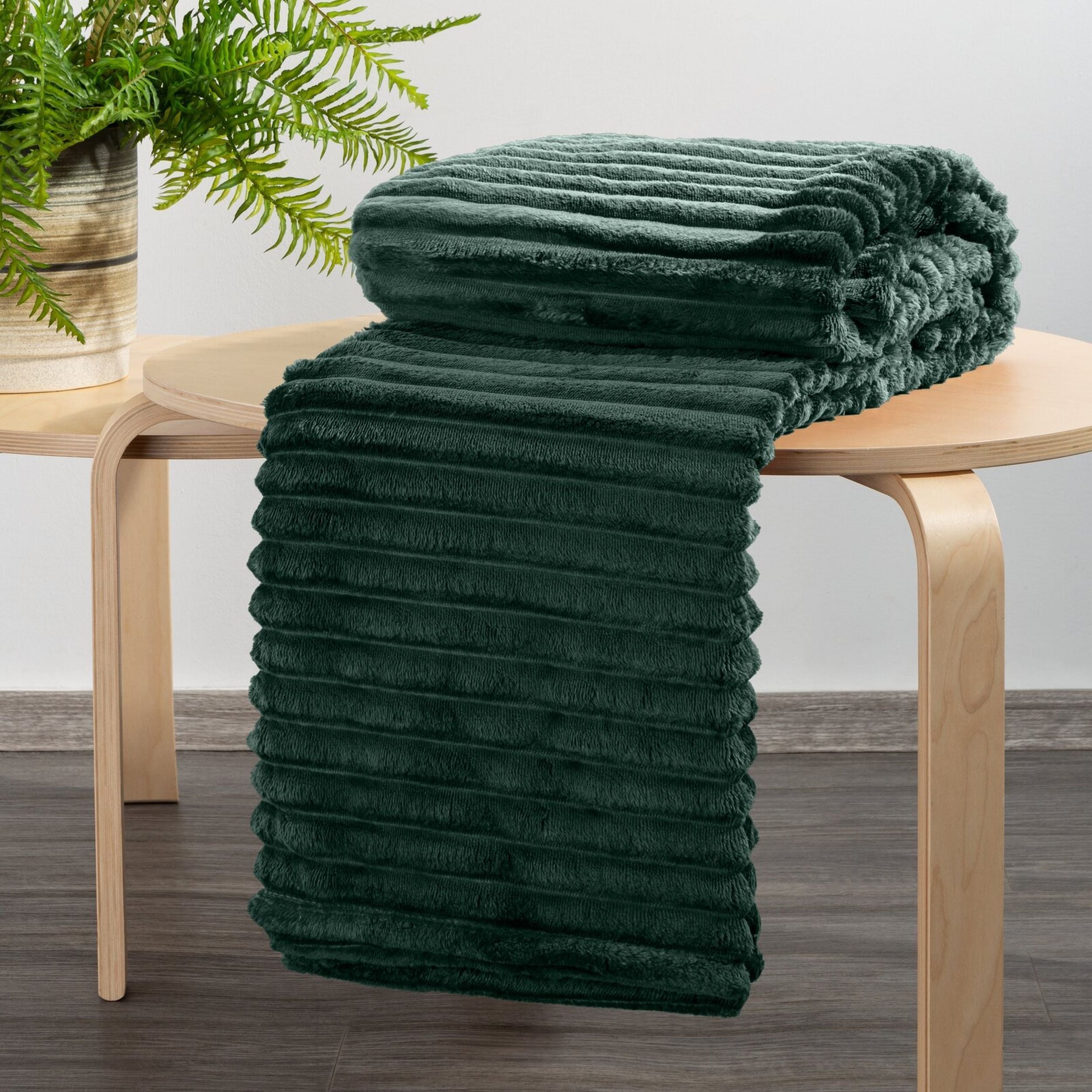 Koc Soft 150x200 cm ciemnozielony