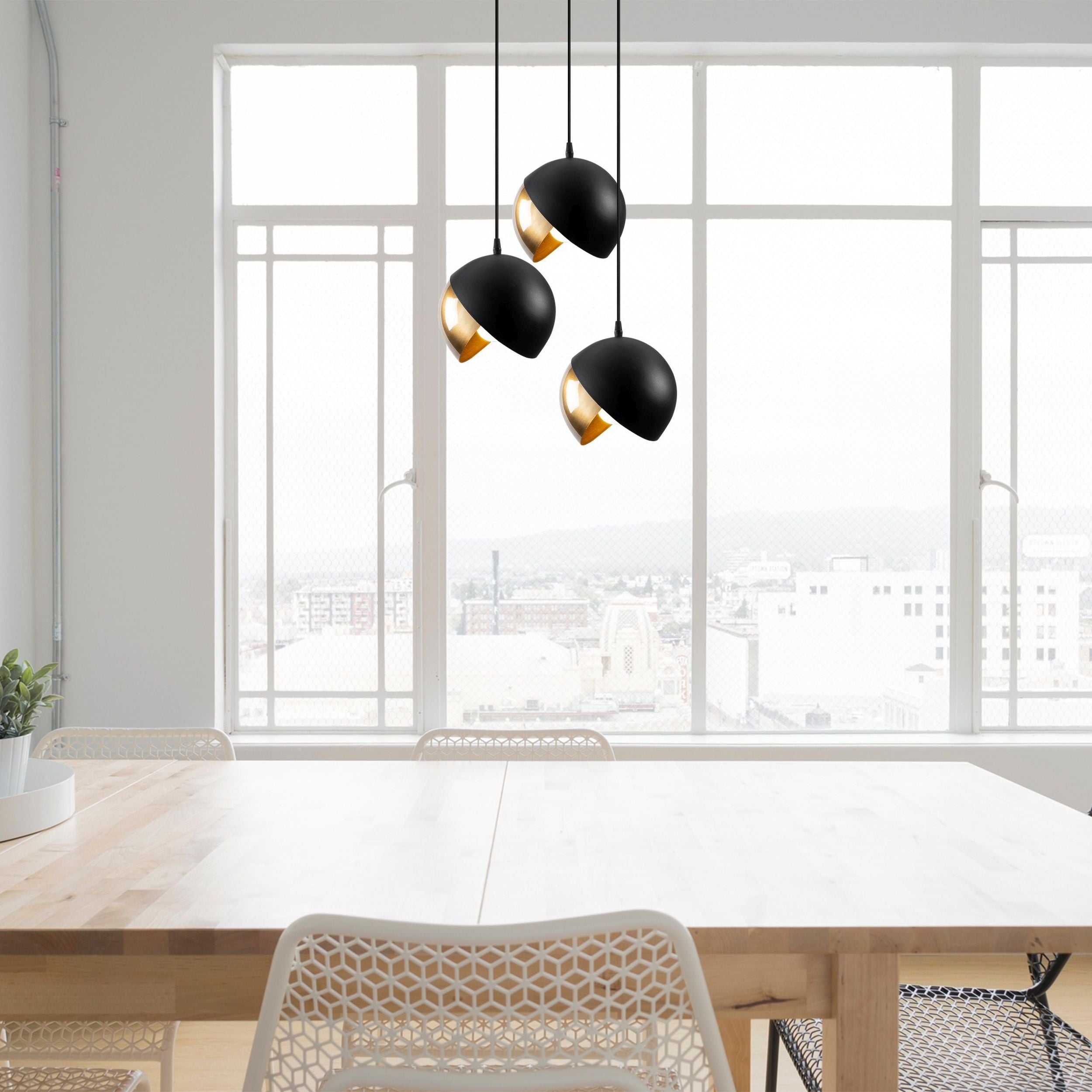 Lampa wisząca Hortensis x3 na okrągłej podsufitce czarna/złota