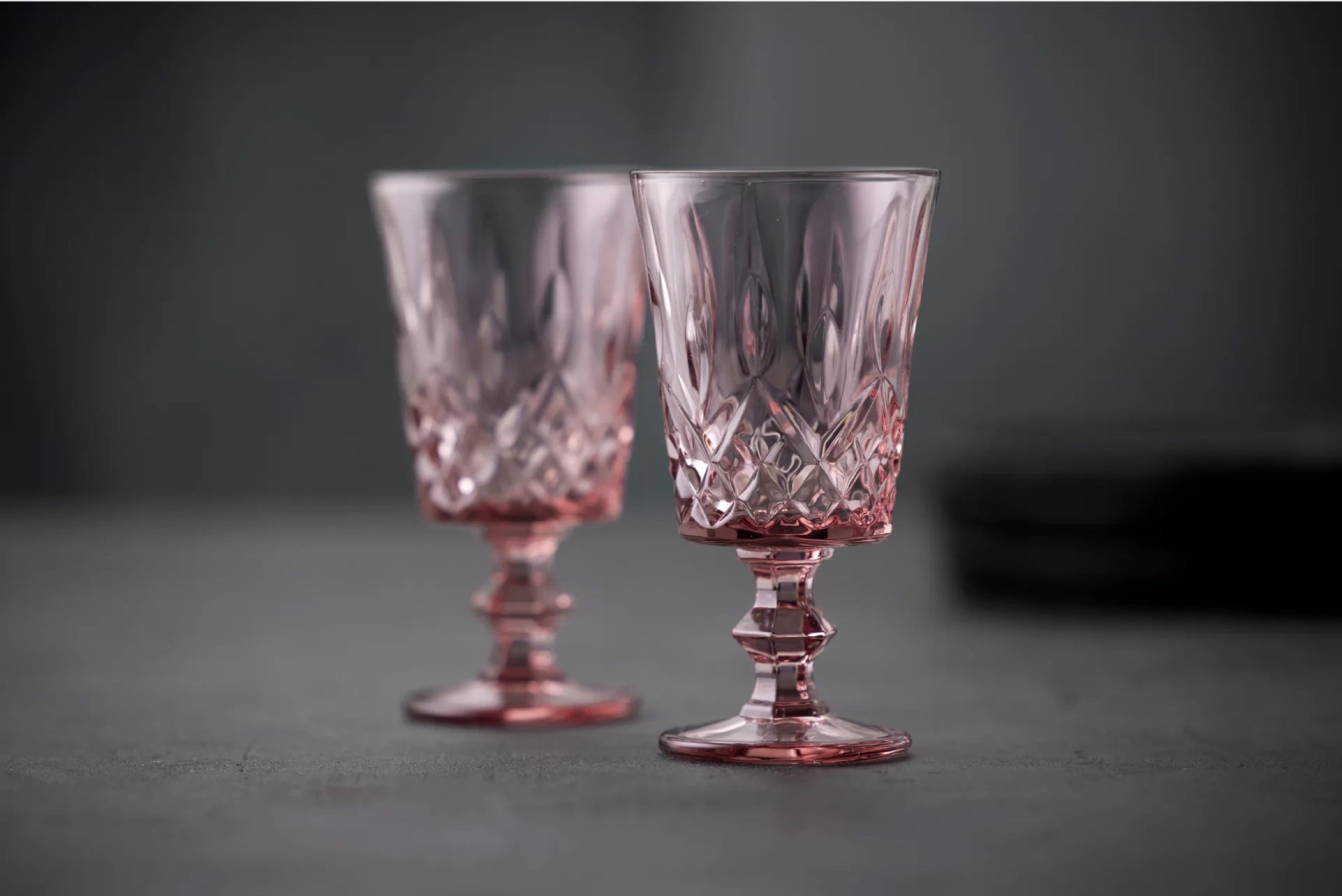 Zestaw 4 kieliszków do wina Sorrento 290 ml różowe