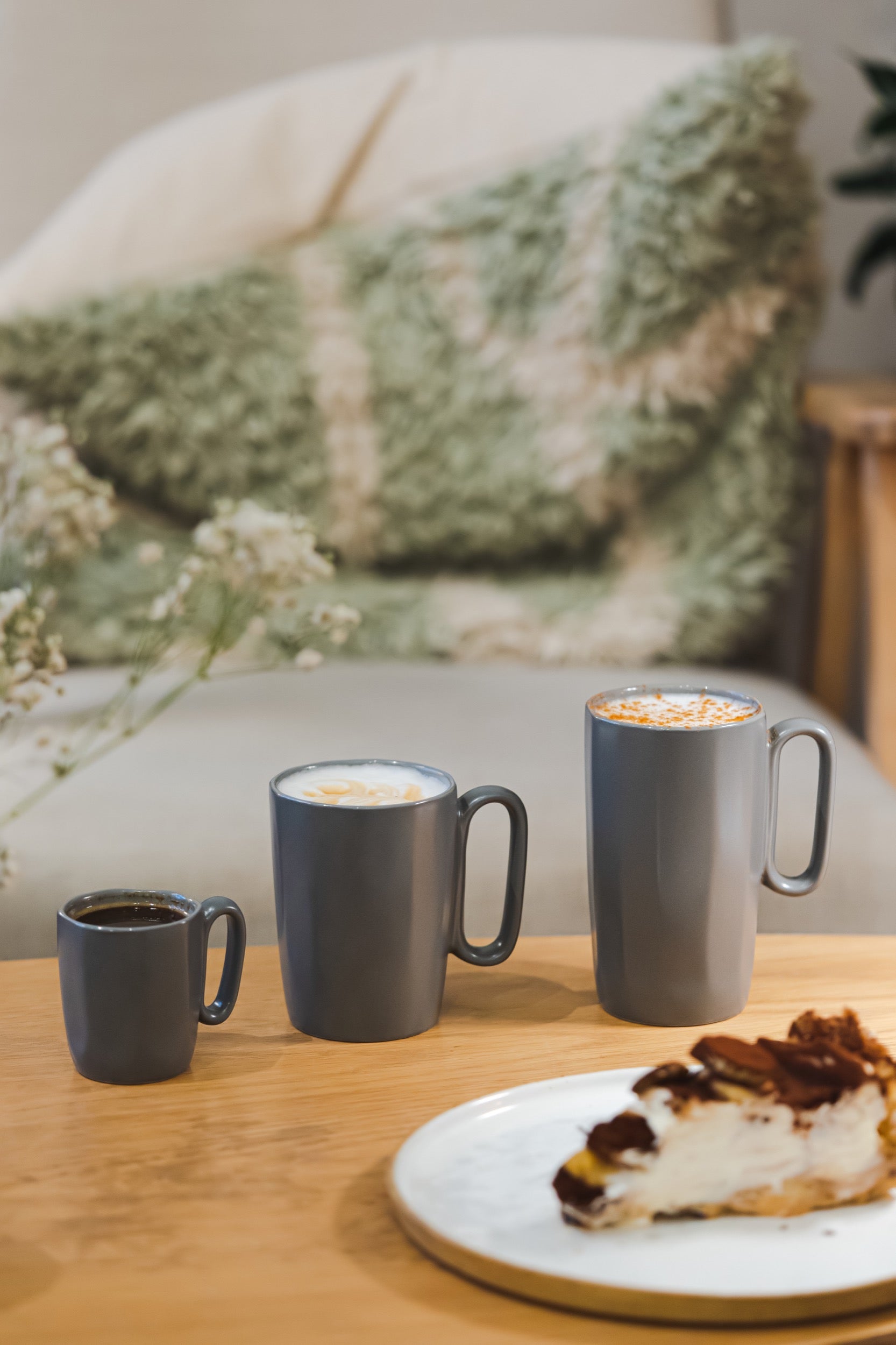 Zestaw 2 kubków Fuori 250 ml ceramiczne szare