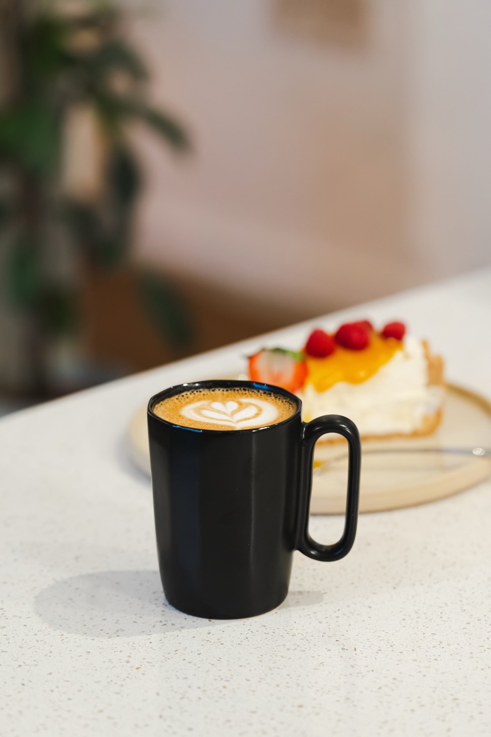 Zestaw 2 kubków Fuori 250 ml ceramiczne czarne