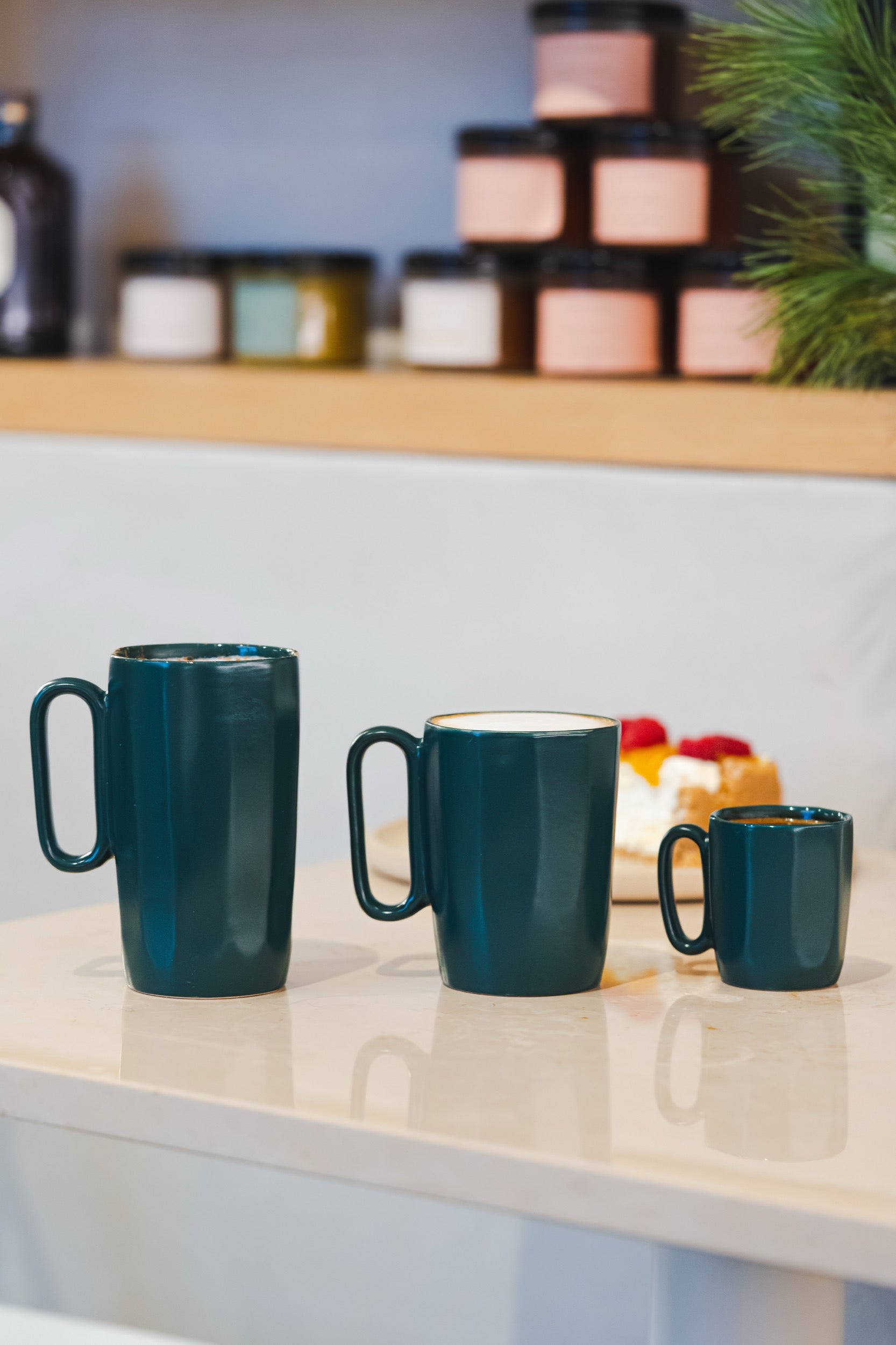 Zestaw 2 kubków Fuori 330 ml ceramiczne zielone