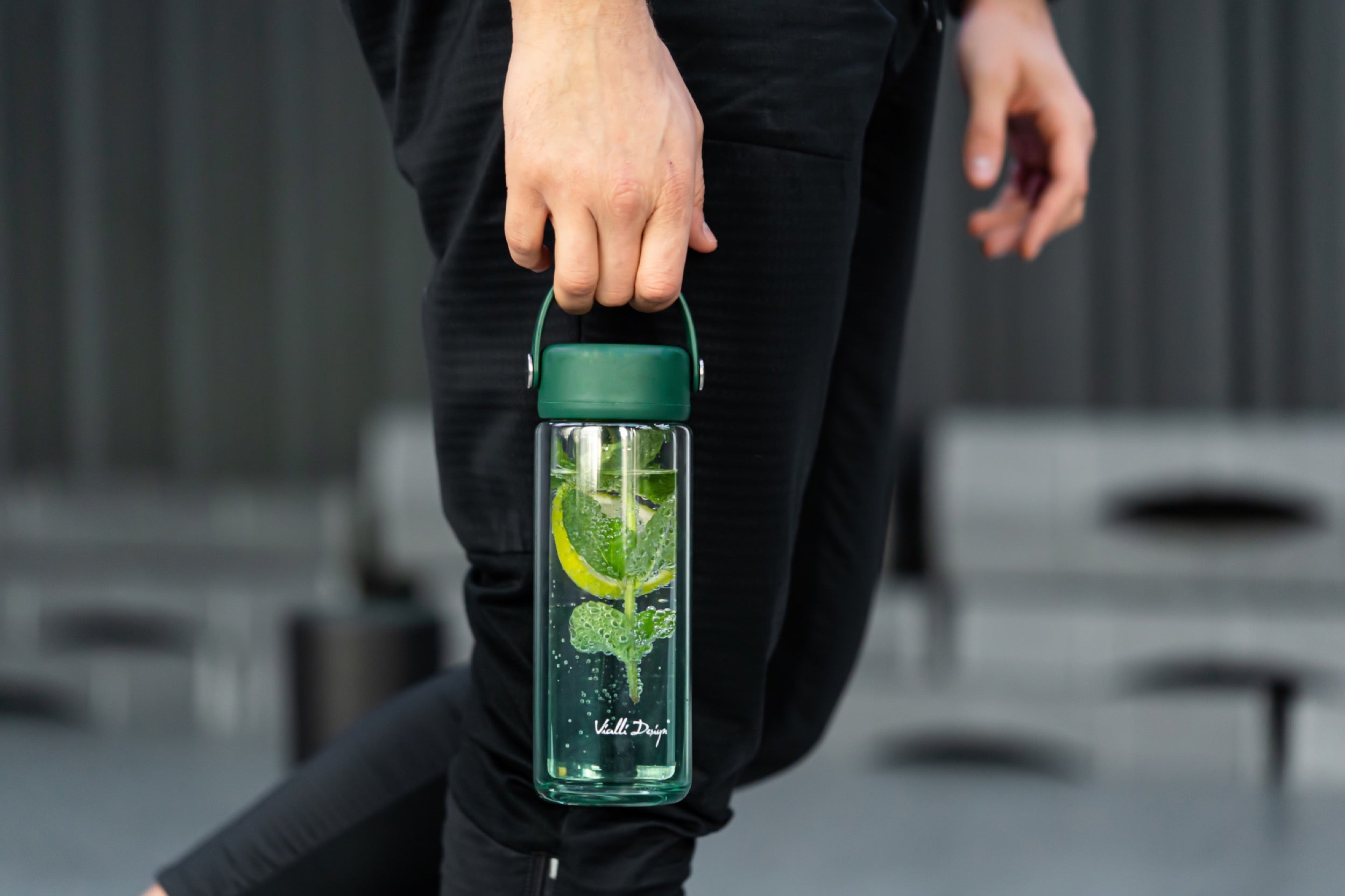 Butelka z zaparzaczem Fuori 350 ml zielona