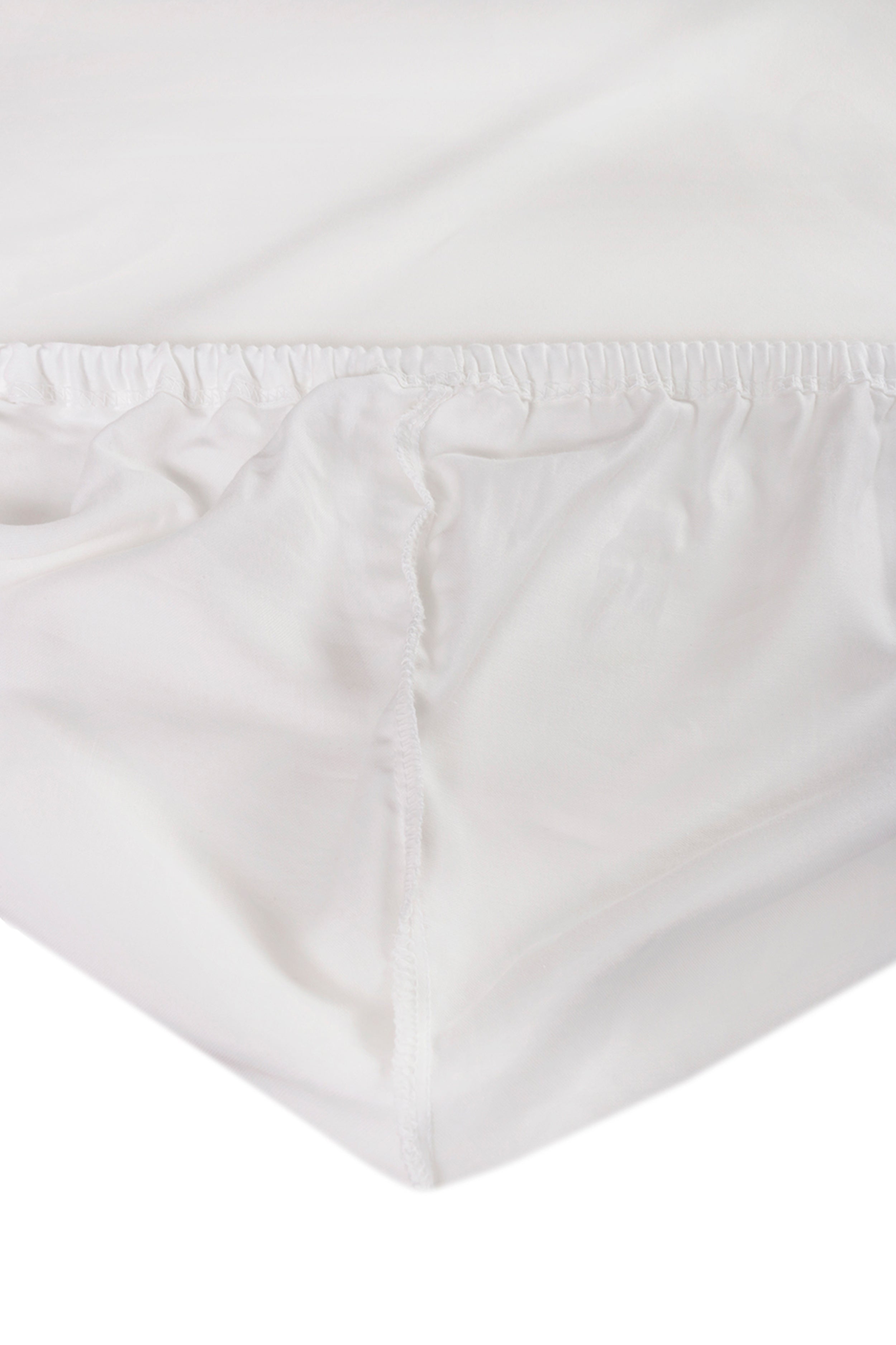 Prześcieradło jersey z lycrą Herrent z gumą na materac 200x180 cm białe