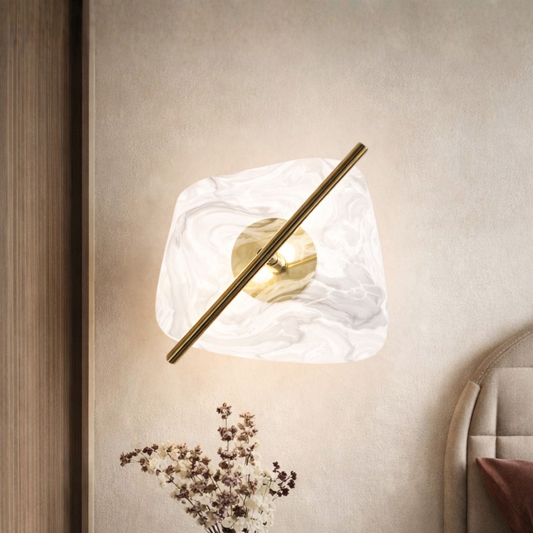 Kinkiet LED Relax mosiężny 3000K 5W z białym kloszem
