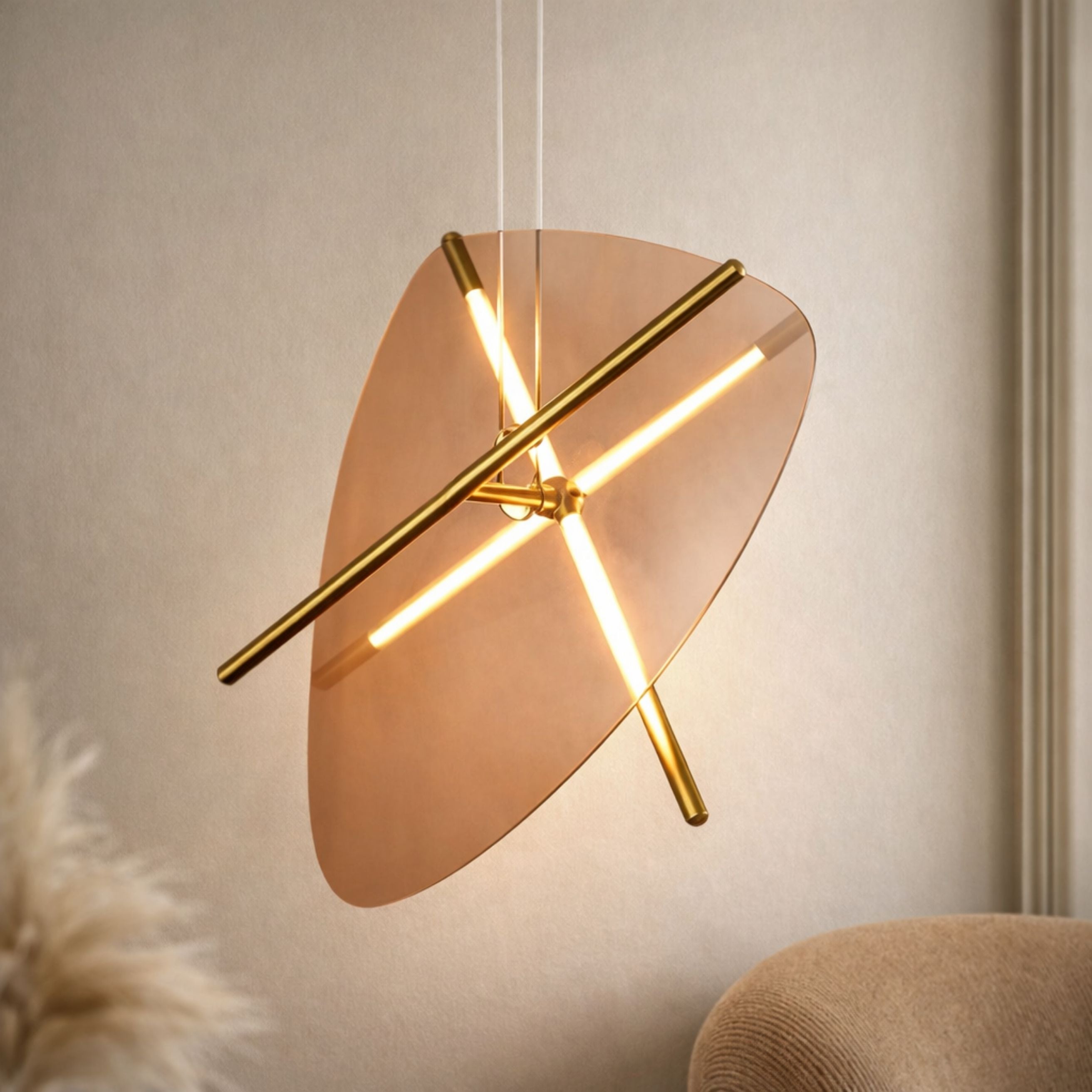 Lampa wisząca LED Relax mosiężna 3000K 15W z bursztynowym kloszem