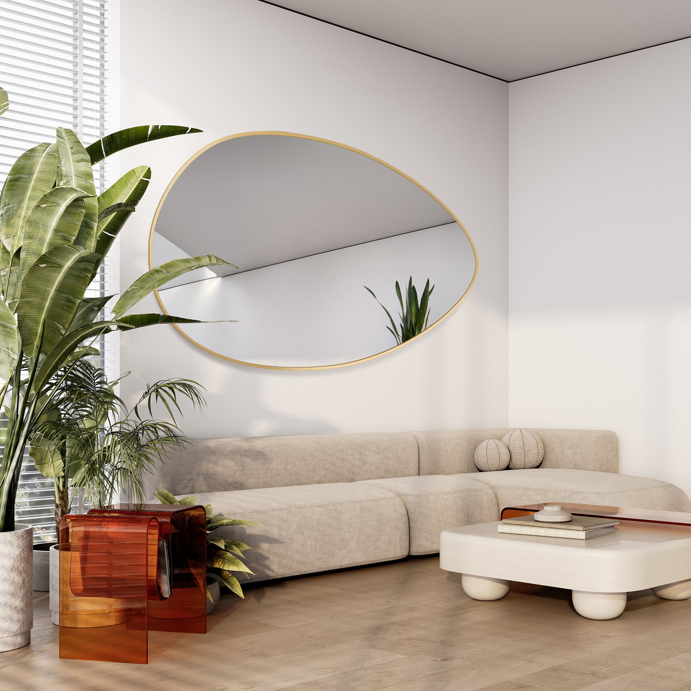 Lustro ścienne Zoe 132x90 cm w złotej ramie