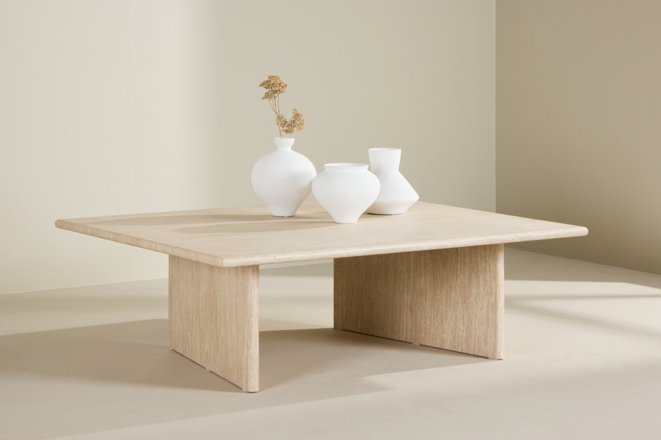 Stolik kawowy Skagen 120x100 cm trawertyn