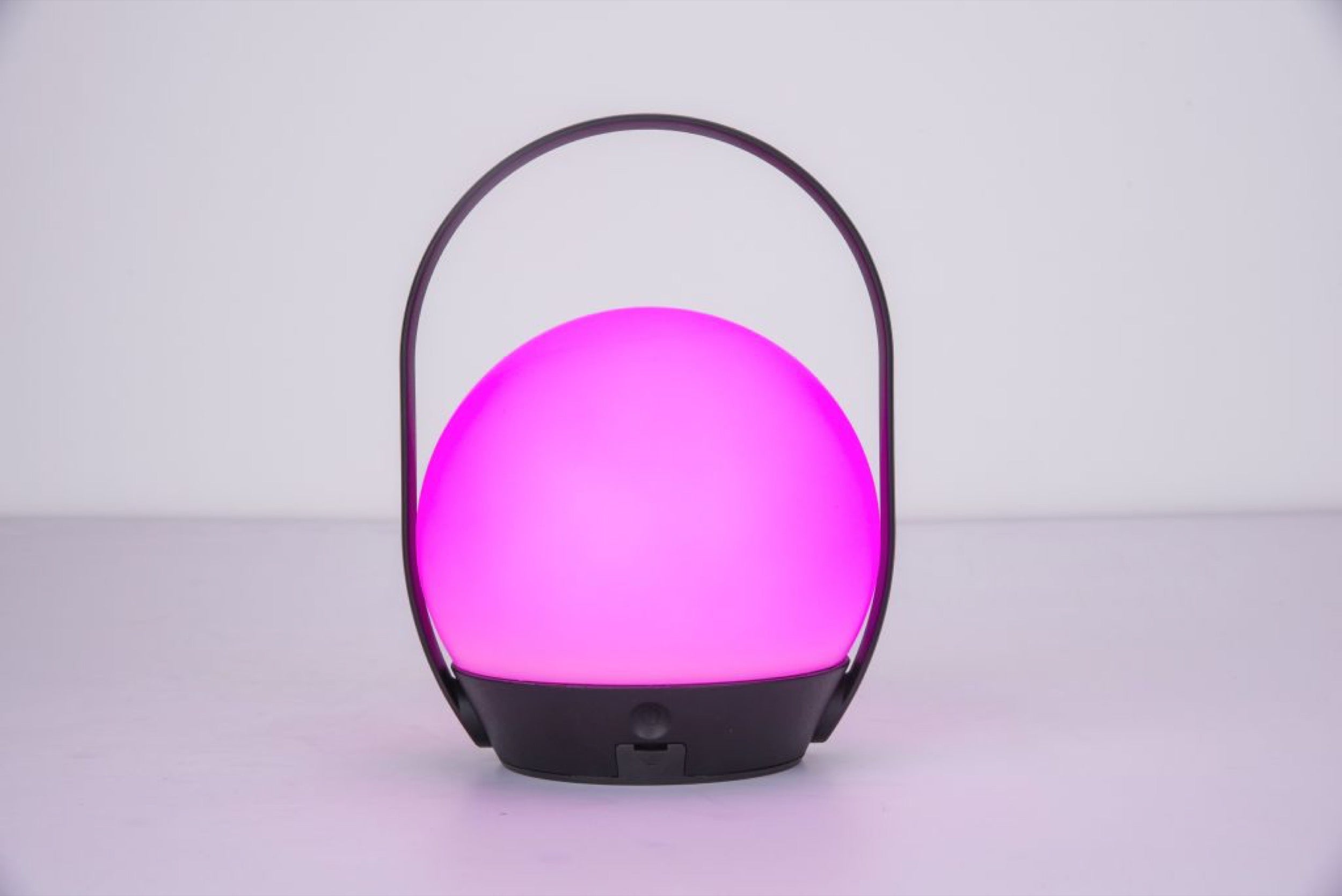 Lampa zewnętrzna Cardi LED czarno-biała