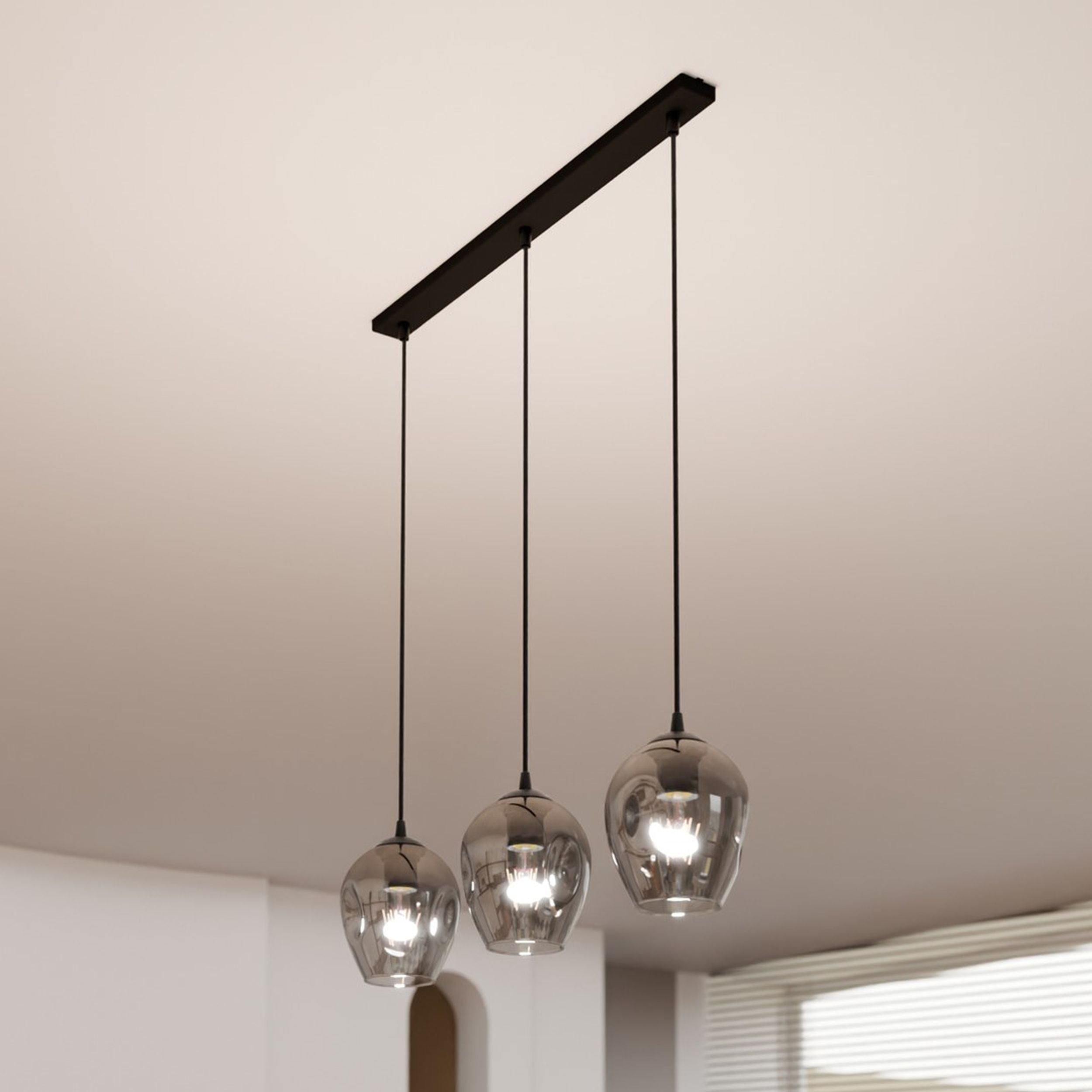 Lampa wisząca Istar czarna z grafitowymi kloszami x3