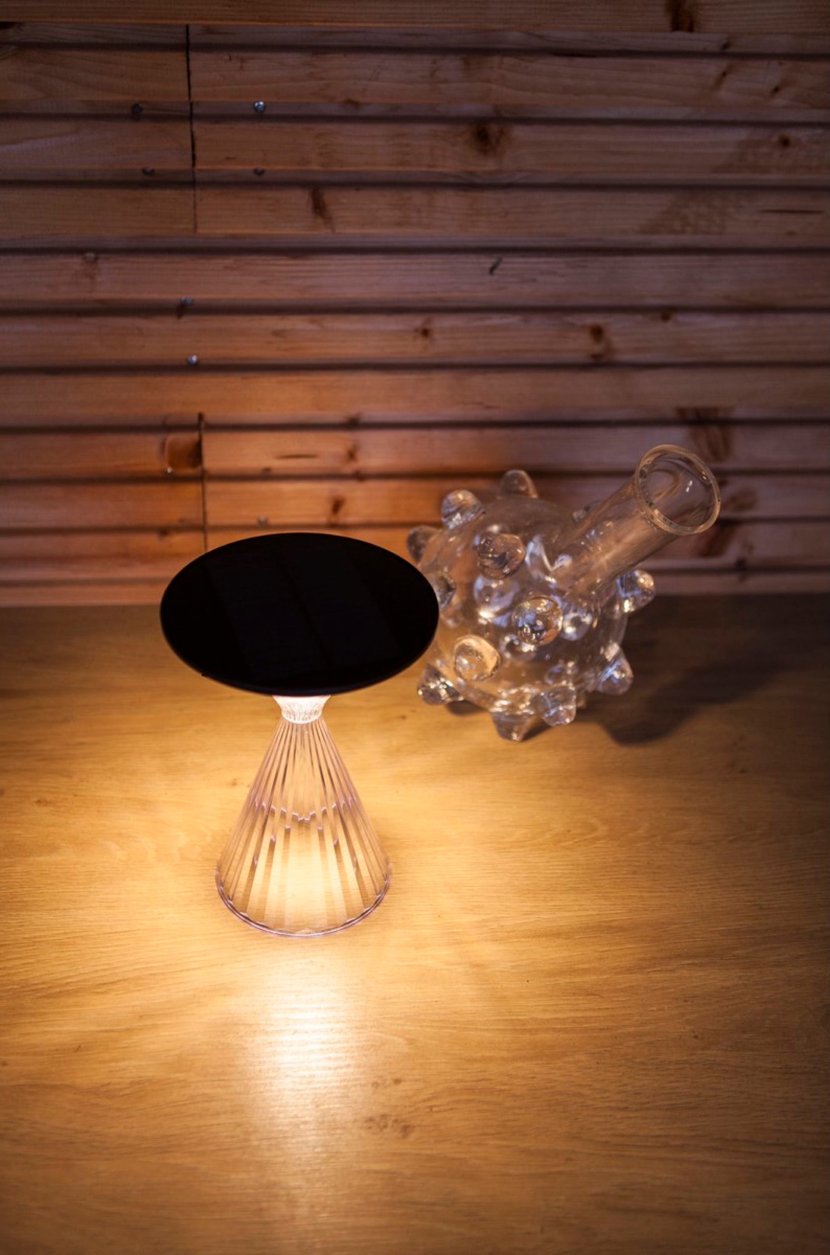 Lampa ogrodowa Miyi LED solarna czarna