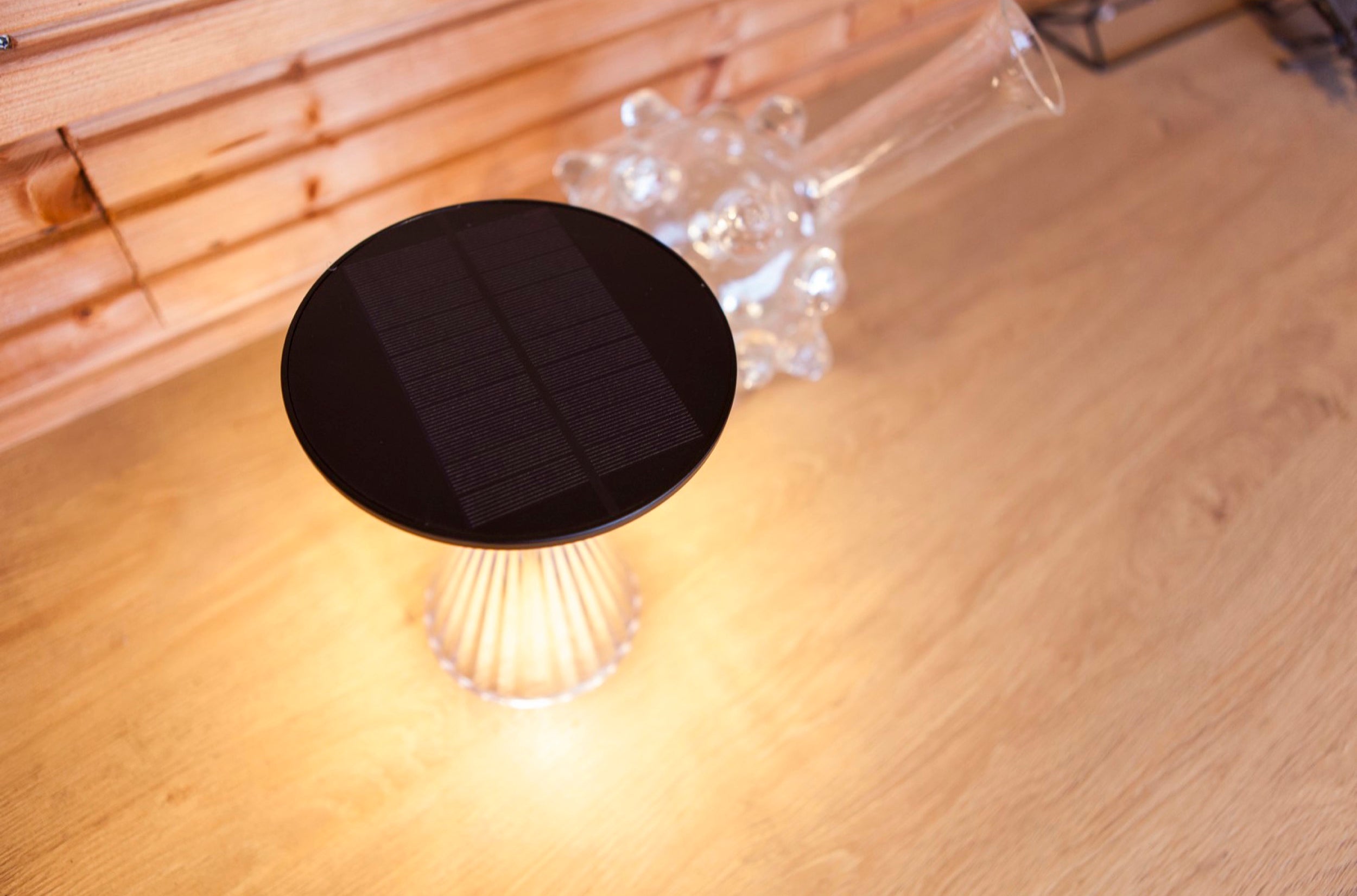 Lampa ogrodowa Miyi LED solarna czarna