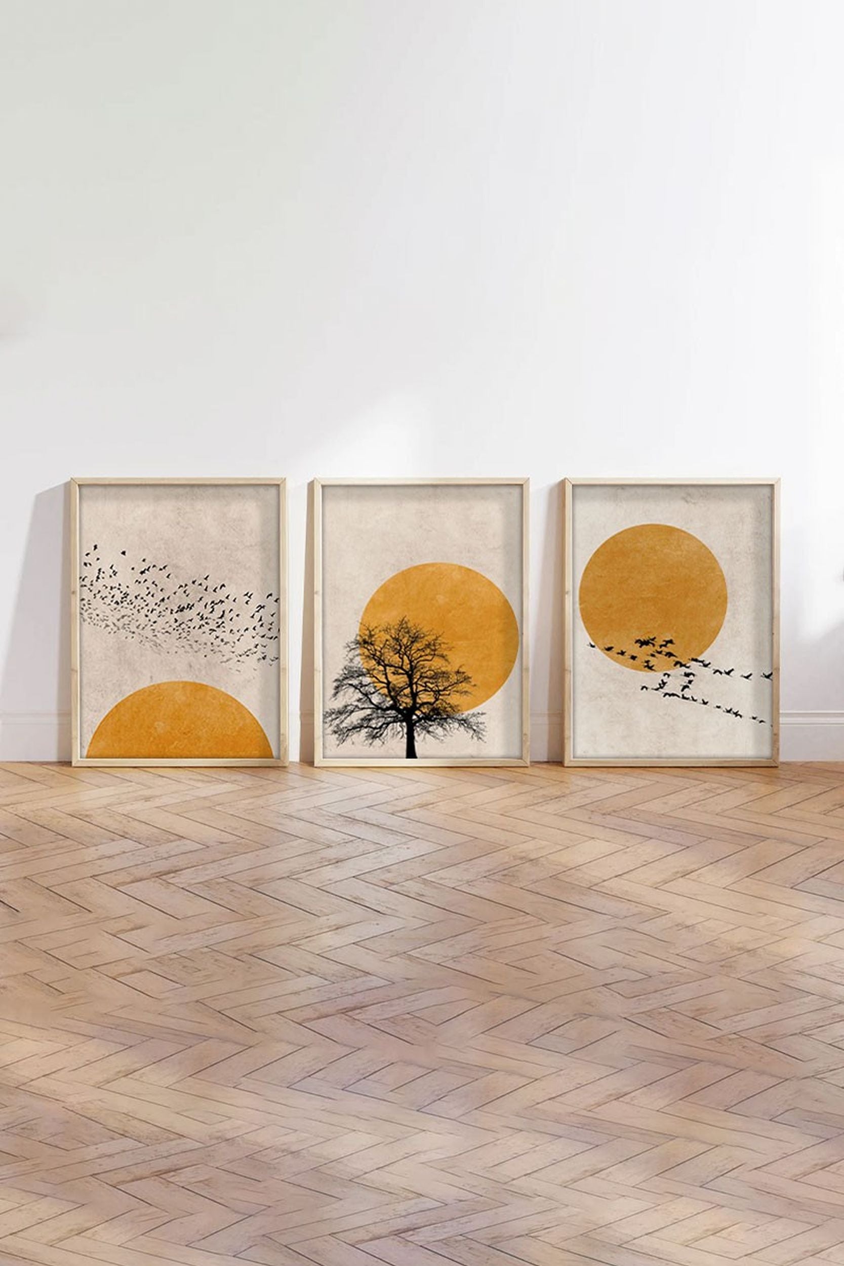 Zestaw trzech obrazów Bodenass 50x70 cm słońce z czarnymi akcentami