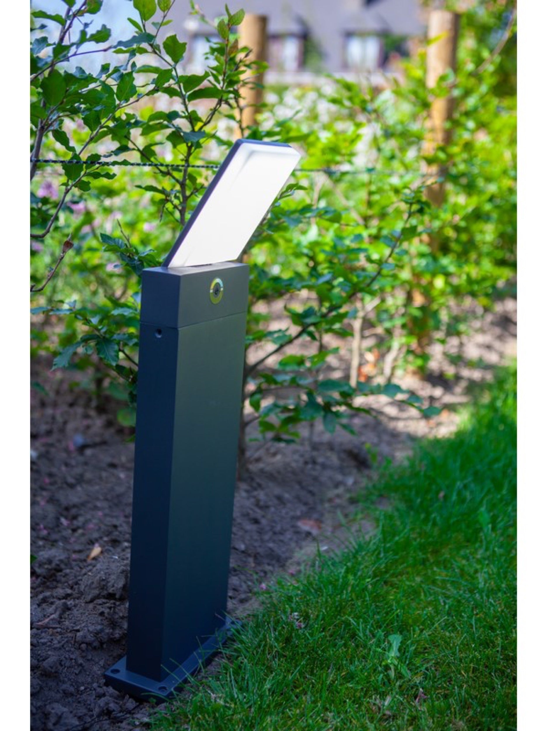 Lampa ogrodowa Pano LED antracytowa