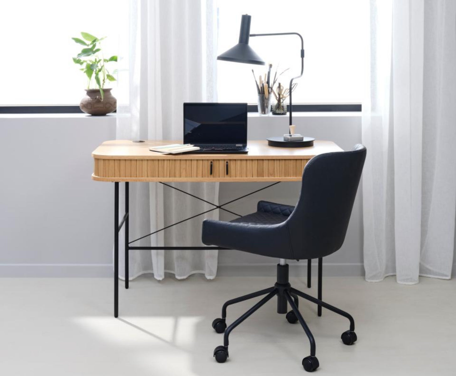 Biurko Gativel 120x60 cm lamele dąb naturalny