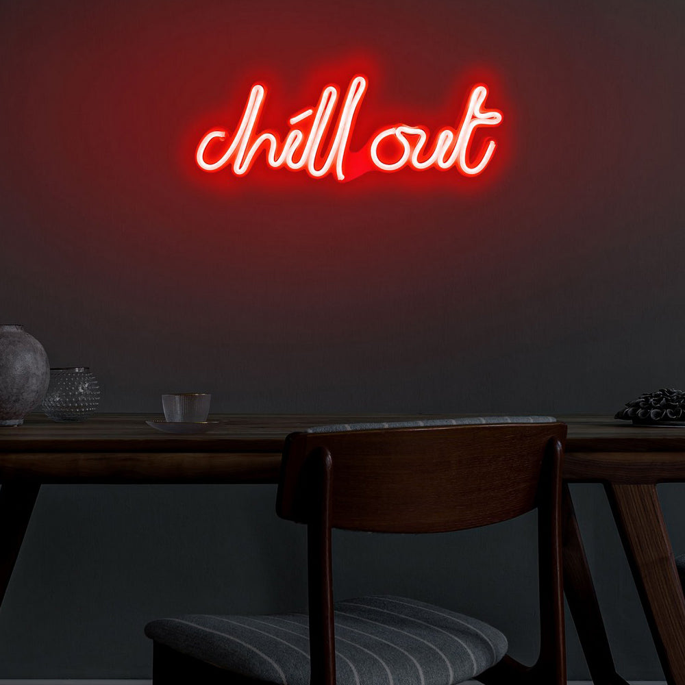 Neon na ścianę Letely z napisem Chill Out czerwony