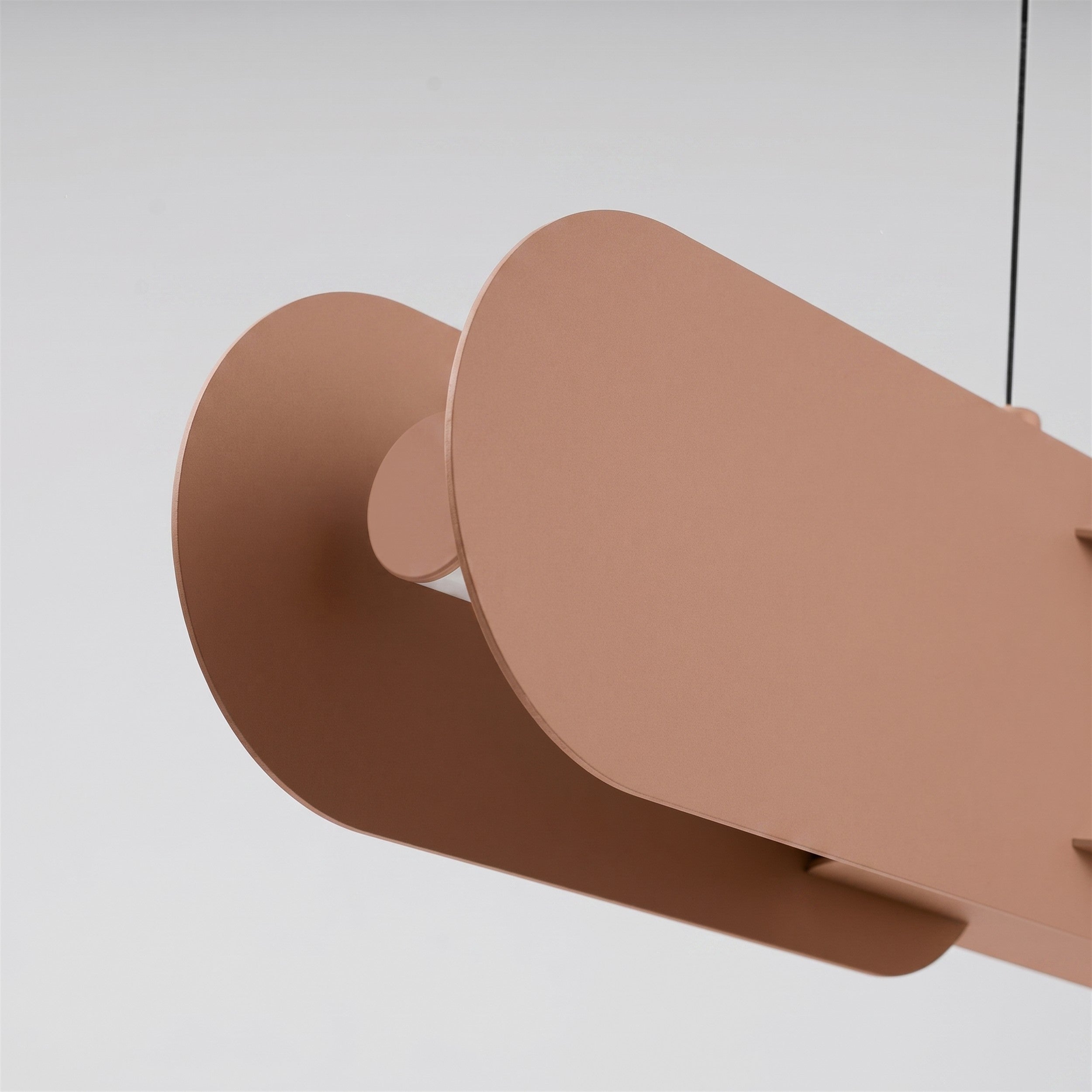Lampa wisząca Chain 91 cm LED mocca