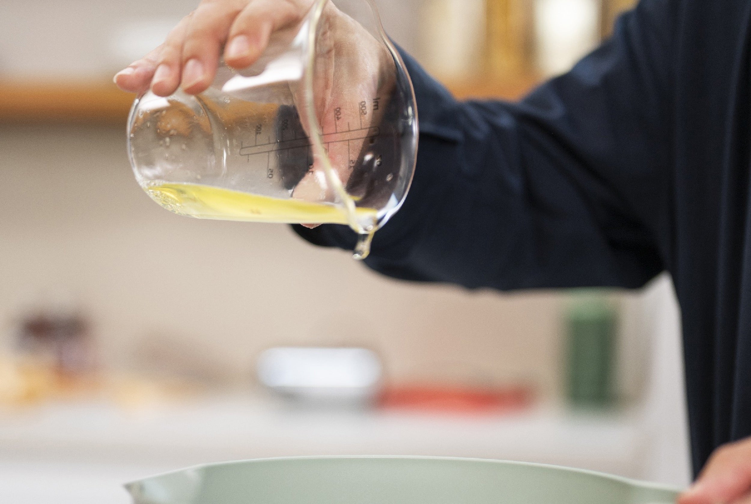 Dzbanek z miarką i pokrywką Chef It 500 ml kremowy